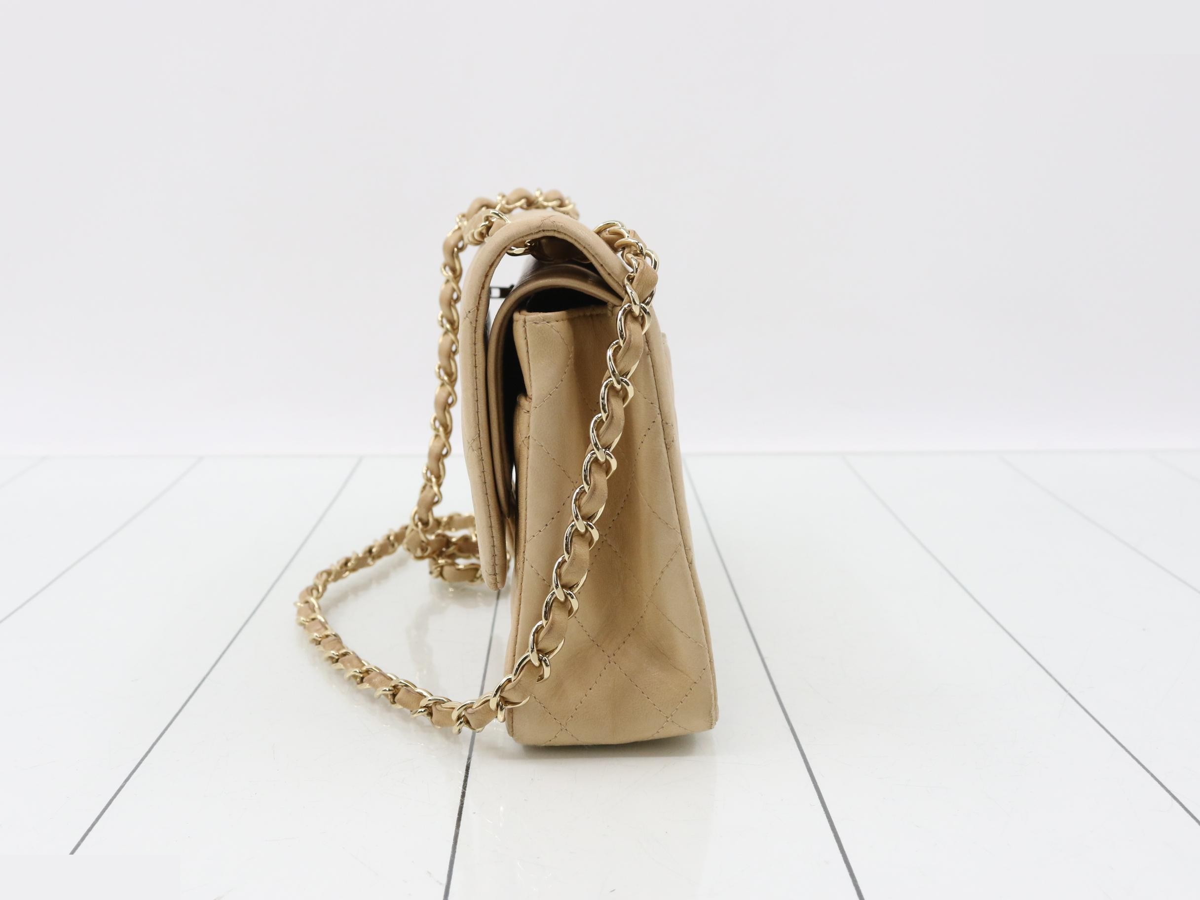 Matelassé chain shoulder bag — view 3