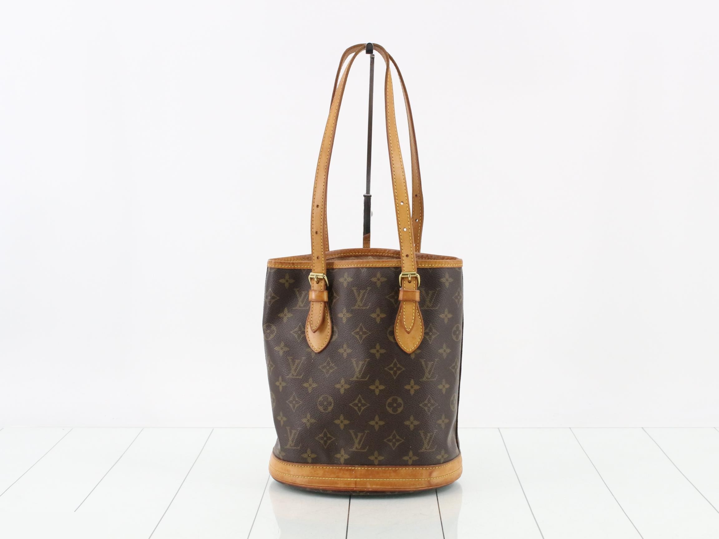Bucket PM with pouch — view 2