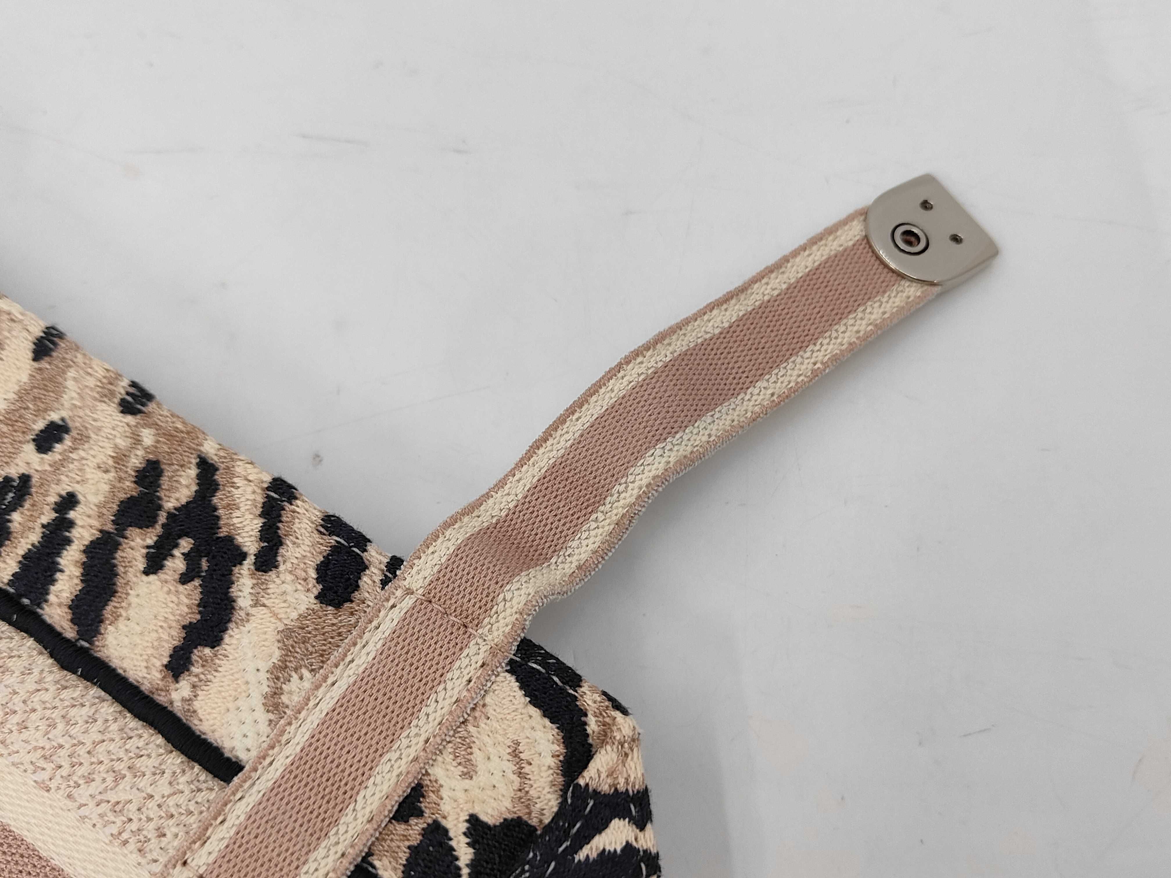 shoulder bag — view 12