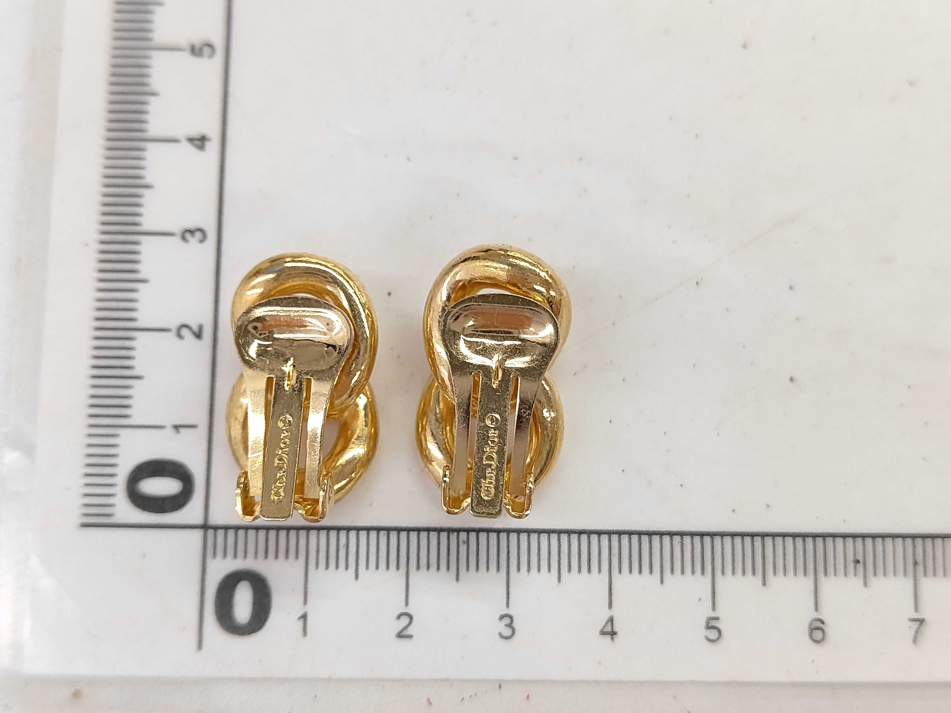 Twist Gold YG Earrings — view 6