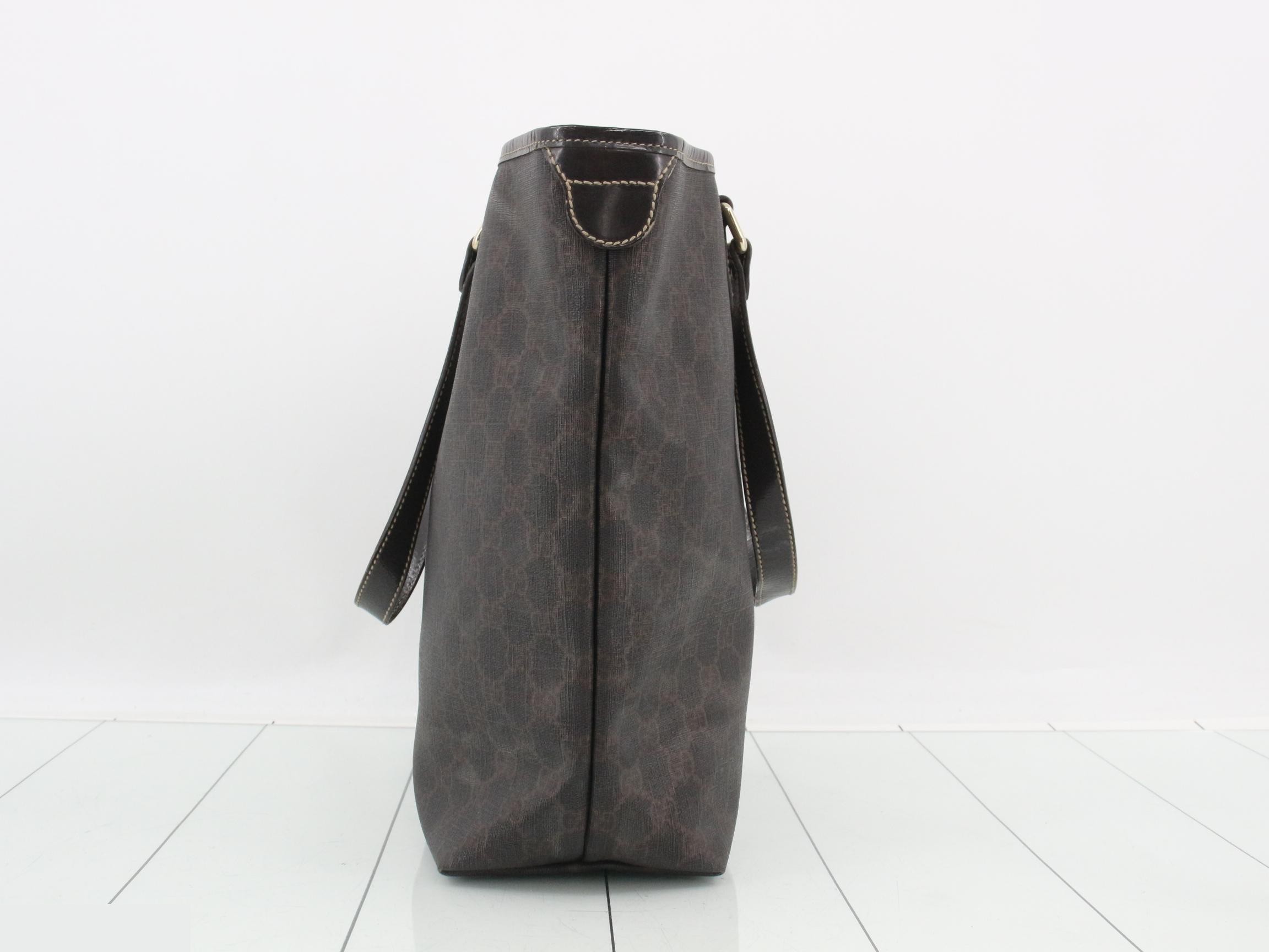 GG Supreme Tote Bag — view 3