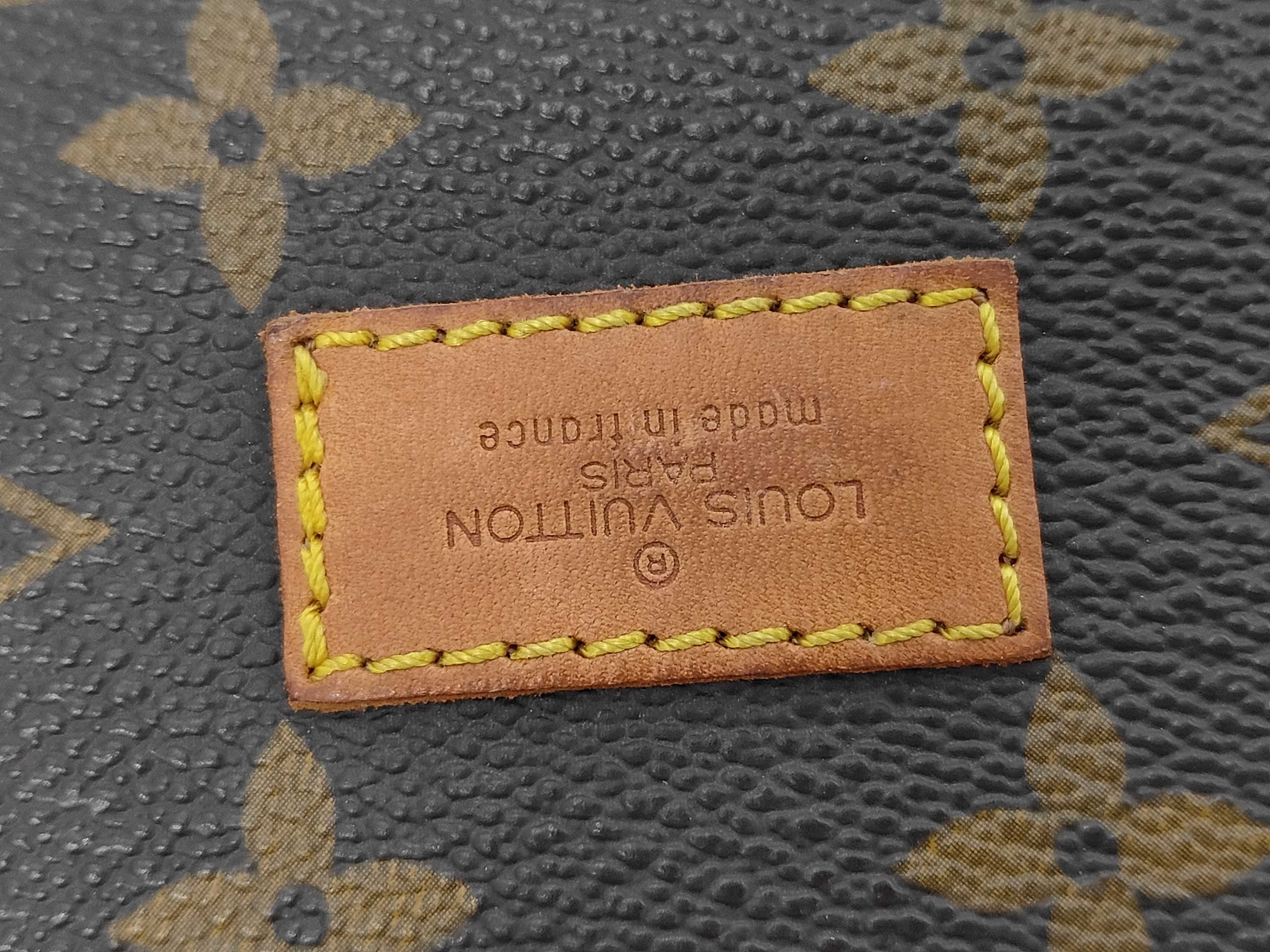 M42256 Monogram Saumur 30 Shoulder Bag — view 9