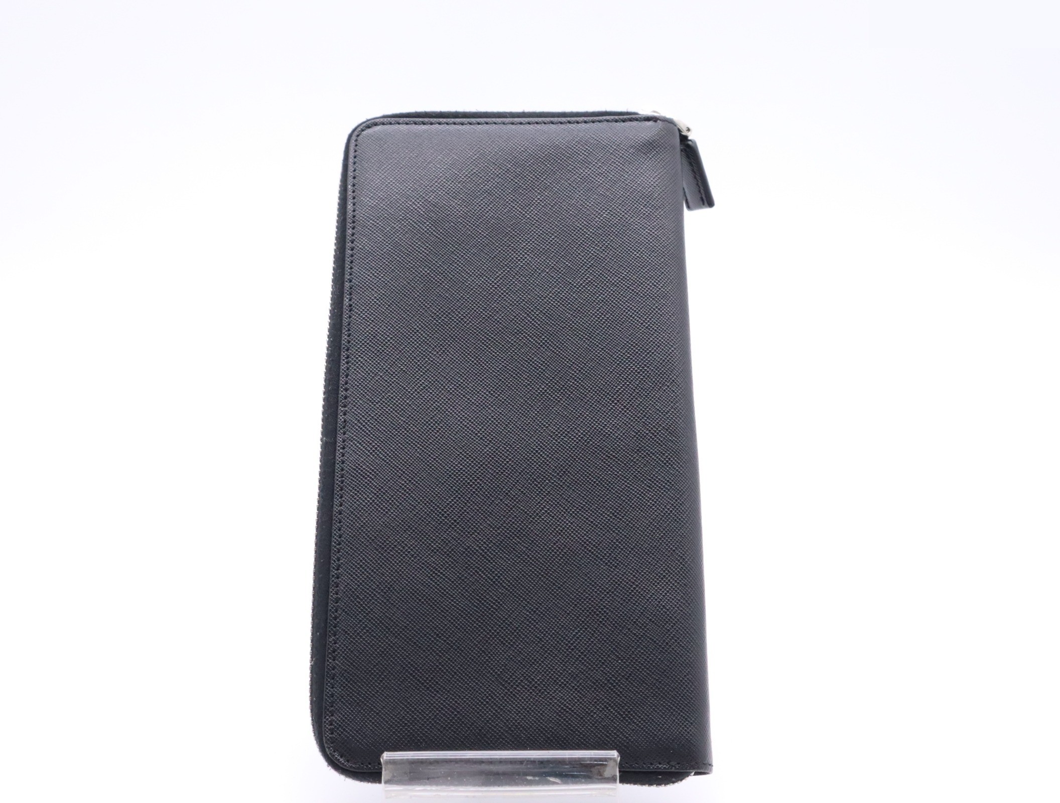 Saffiano leather round zipper long wallet, black — view 2