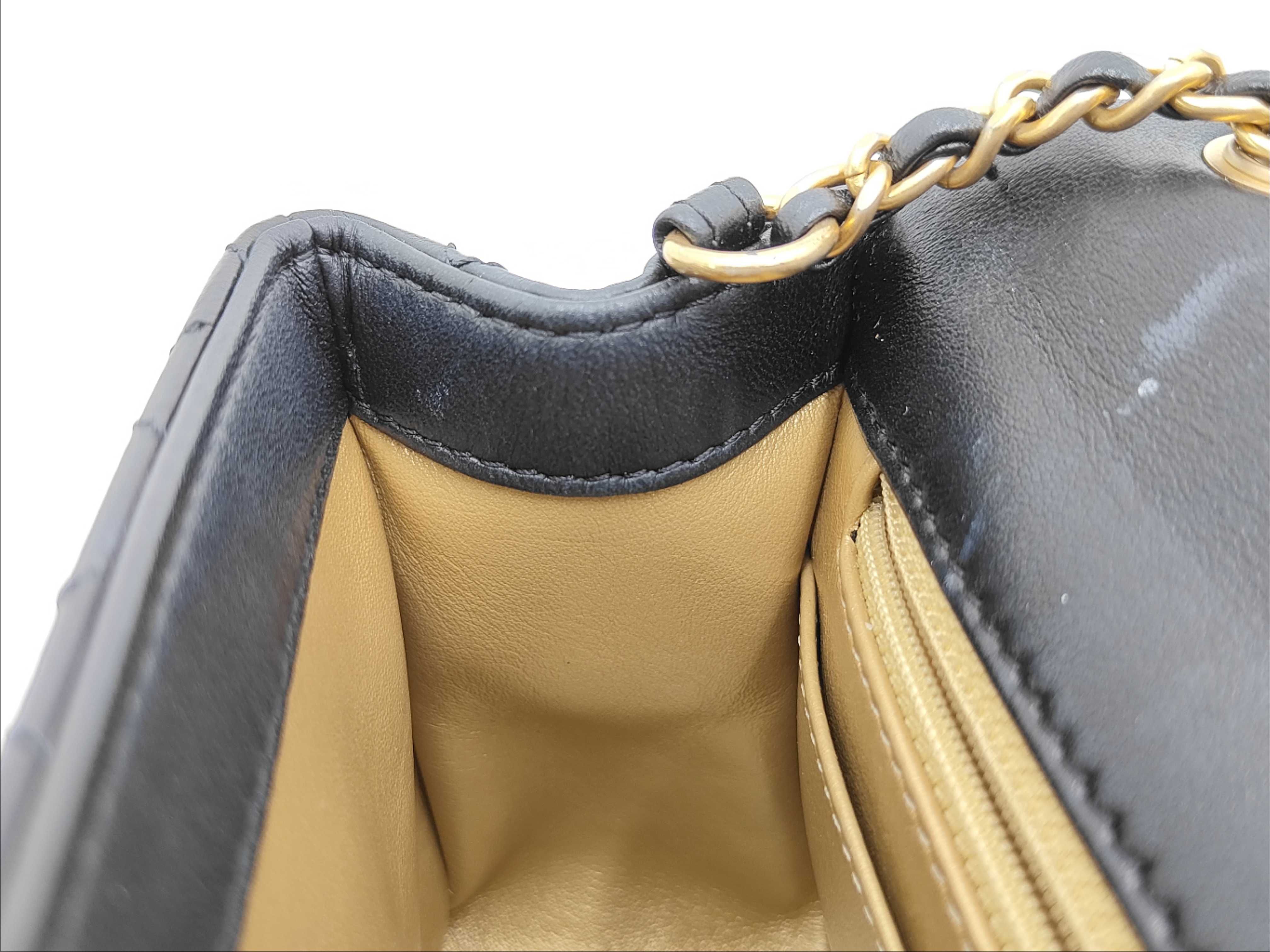 CLASSIC FLAP Black Matelassé Calfskin Square Fat Shoulder Bag — view 11
