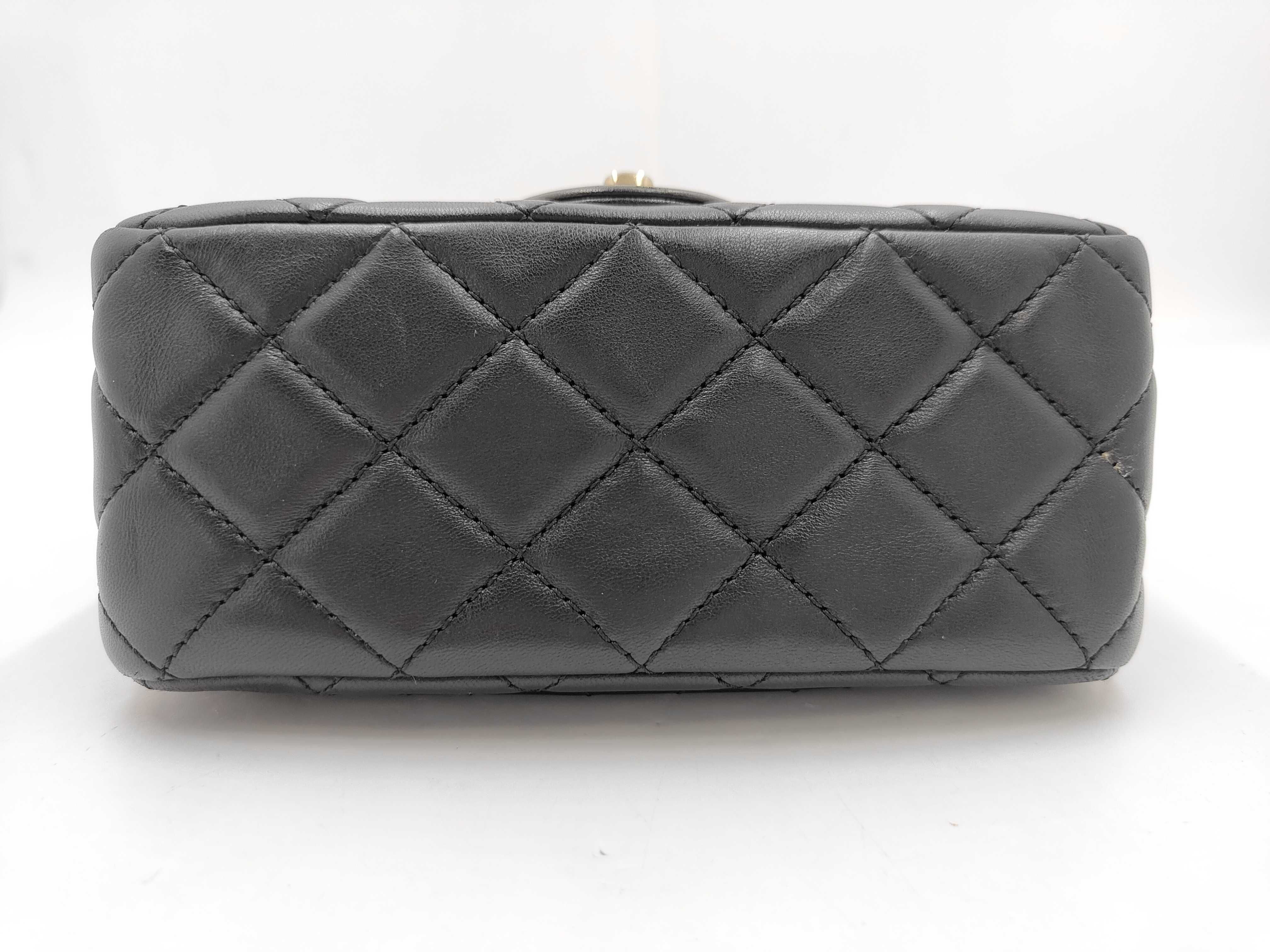 CLASSIC FLAP Black Matelassé Calfskin Square Fat Shoulder Bag — view 7