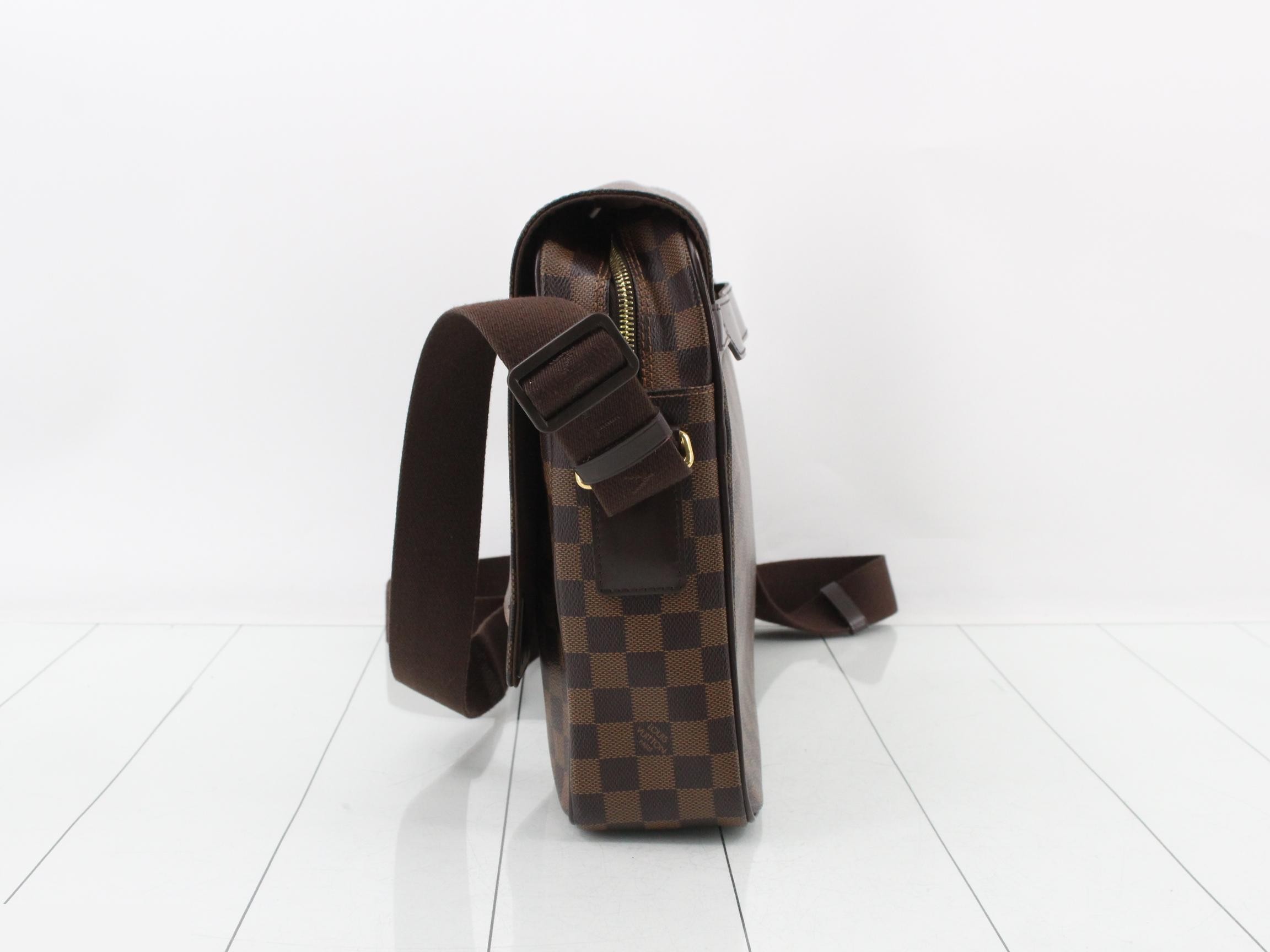 Damier Shelton GM Shoulder Bag — view 3