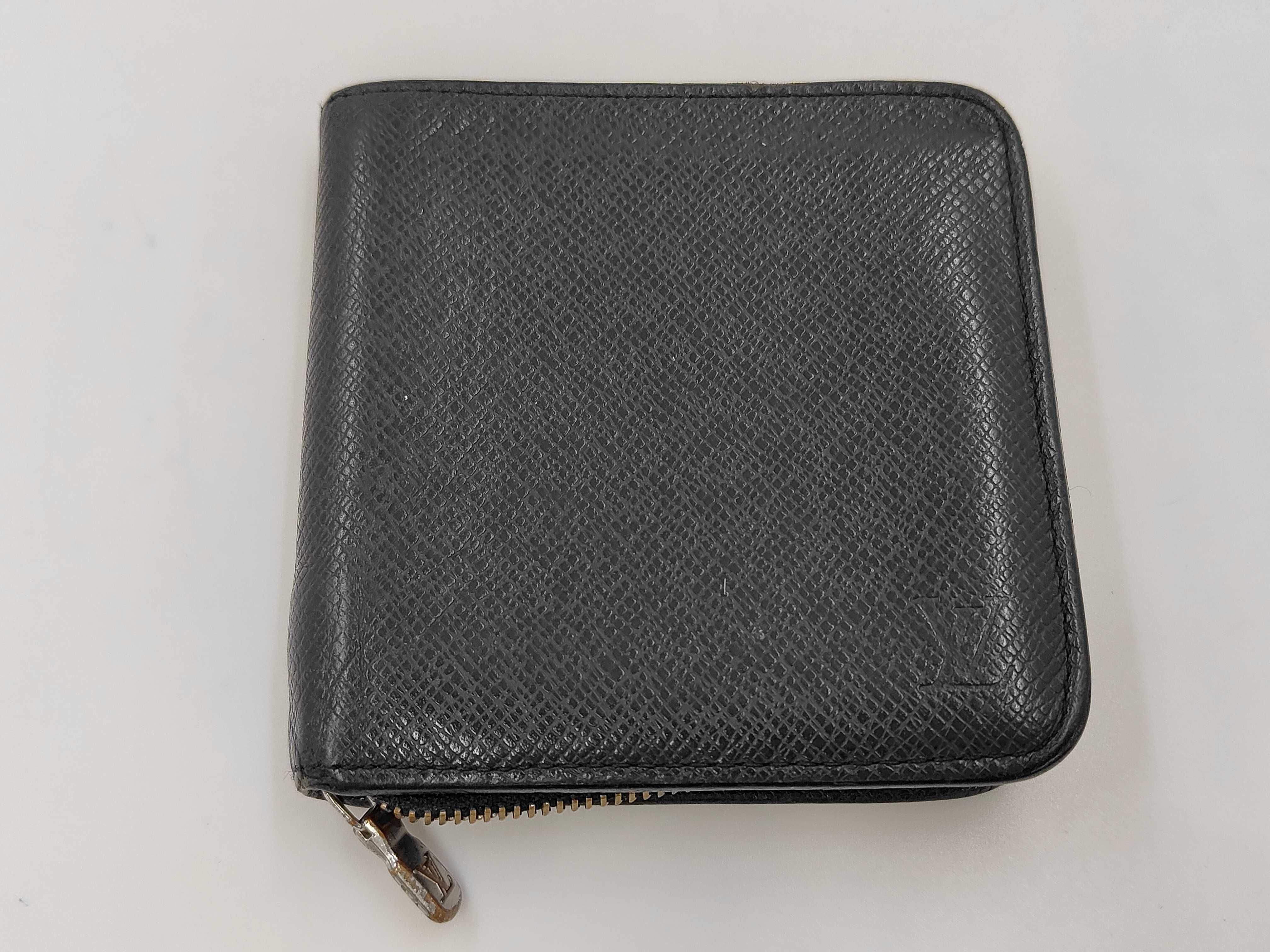 Taiga / Taiga / Portefeuille Monnaie Zip / M30672 / CA0052 / Folding Wallet / Leather Wallet