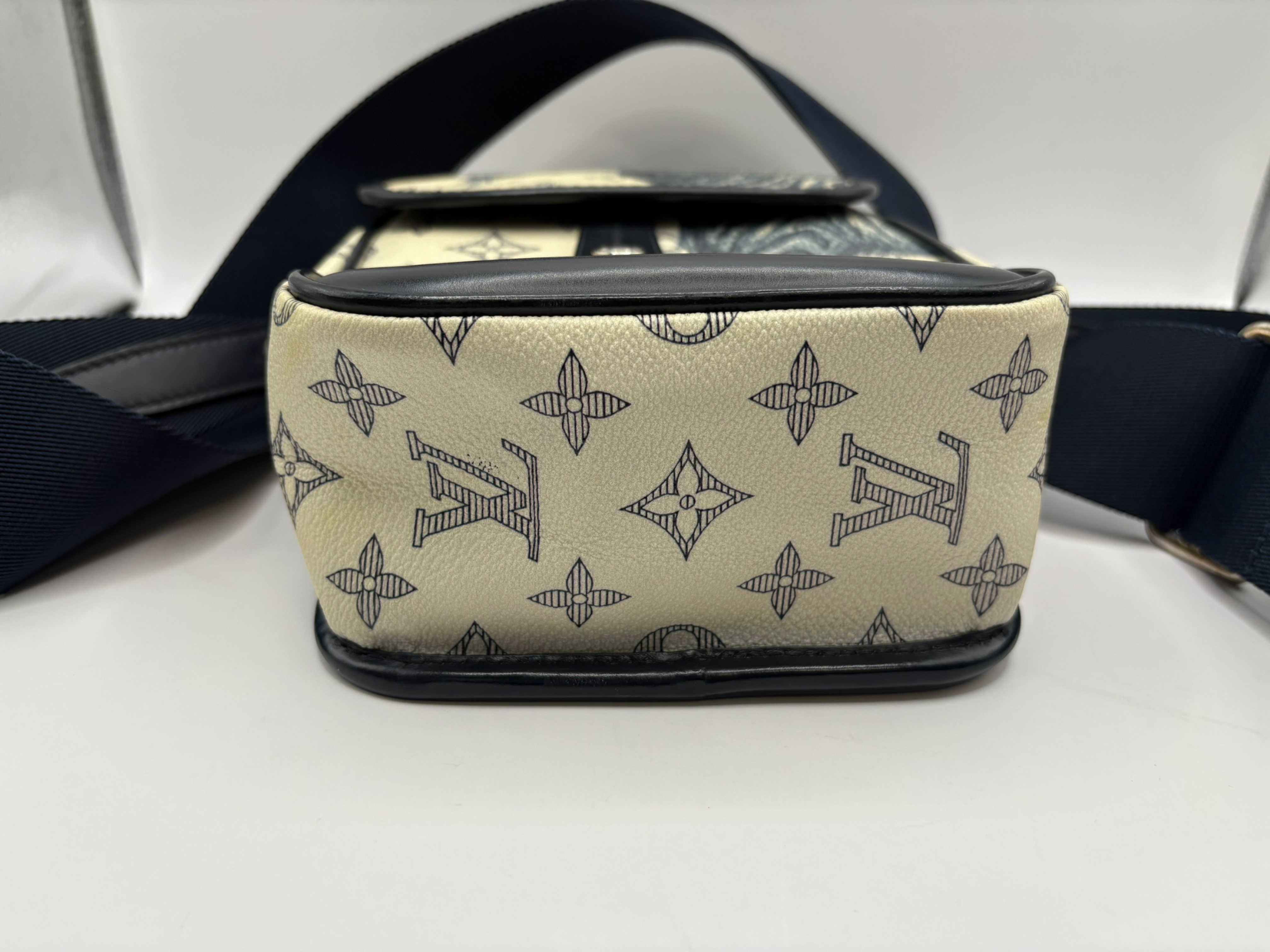 Monogram Savannah Messenger BB M54247 FO5106 Multicolor Shoulder Bag — view 3