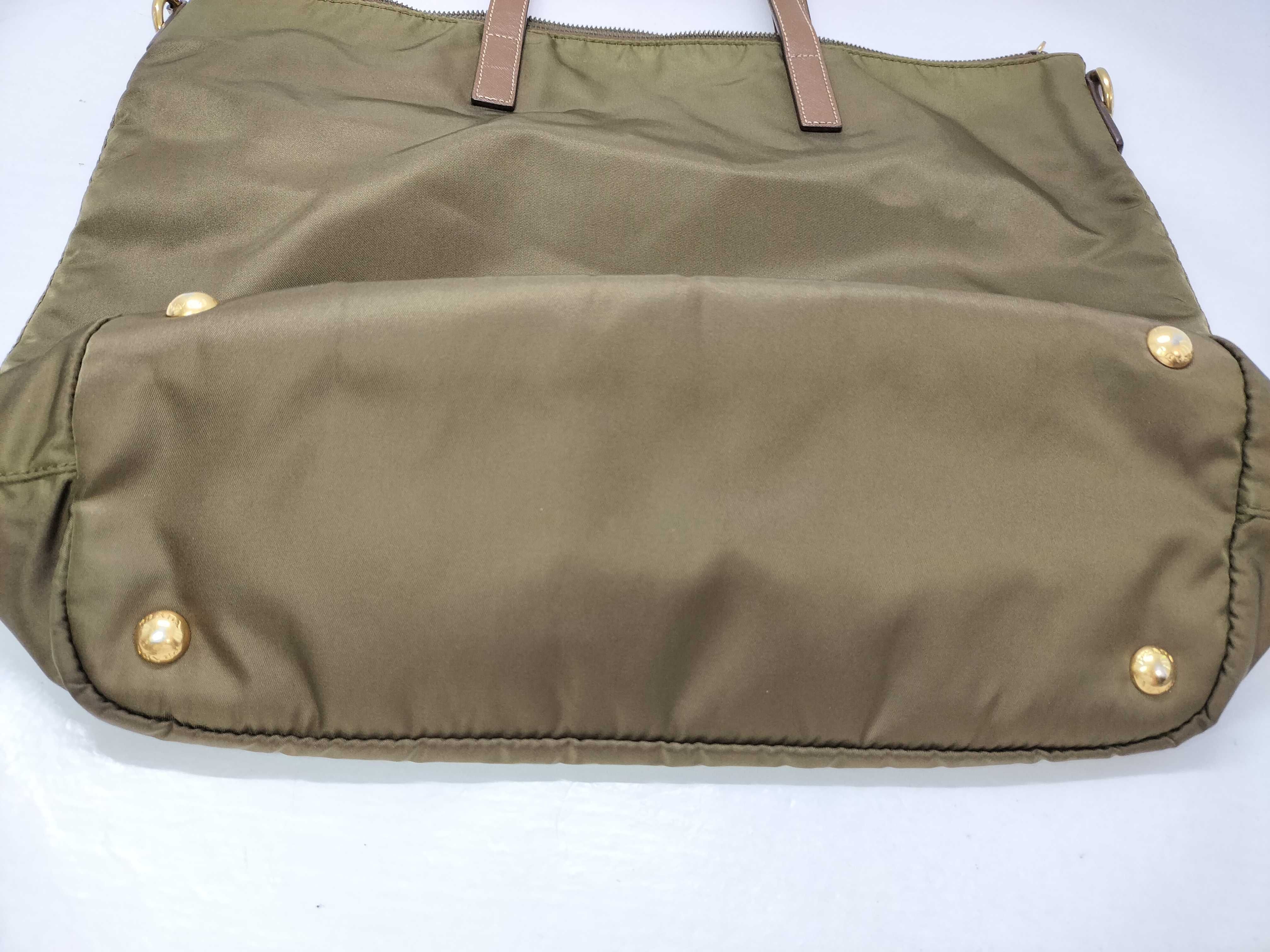 nylon tote bag, khaki, with triangular logo. — view 15