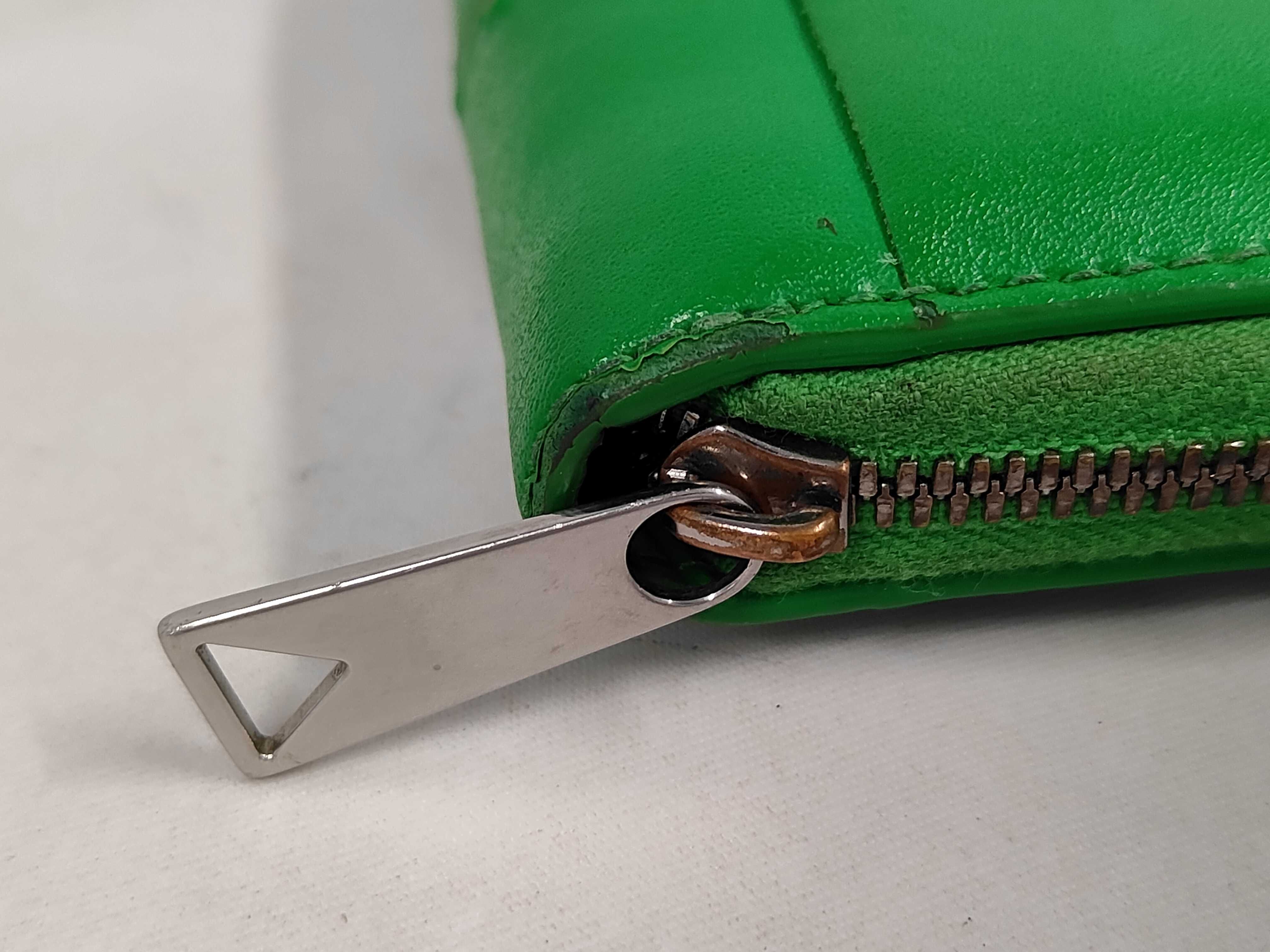 wallet — view 6