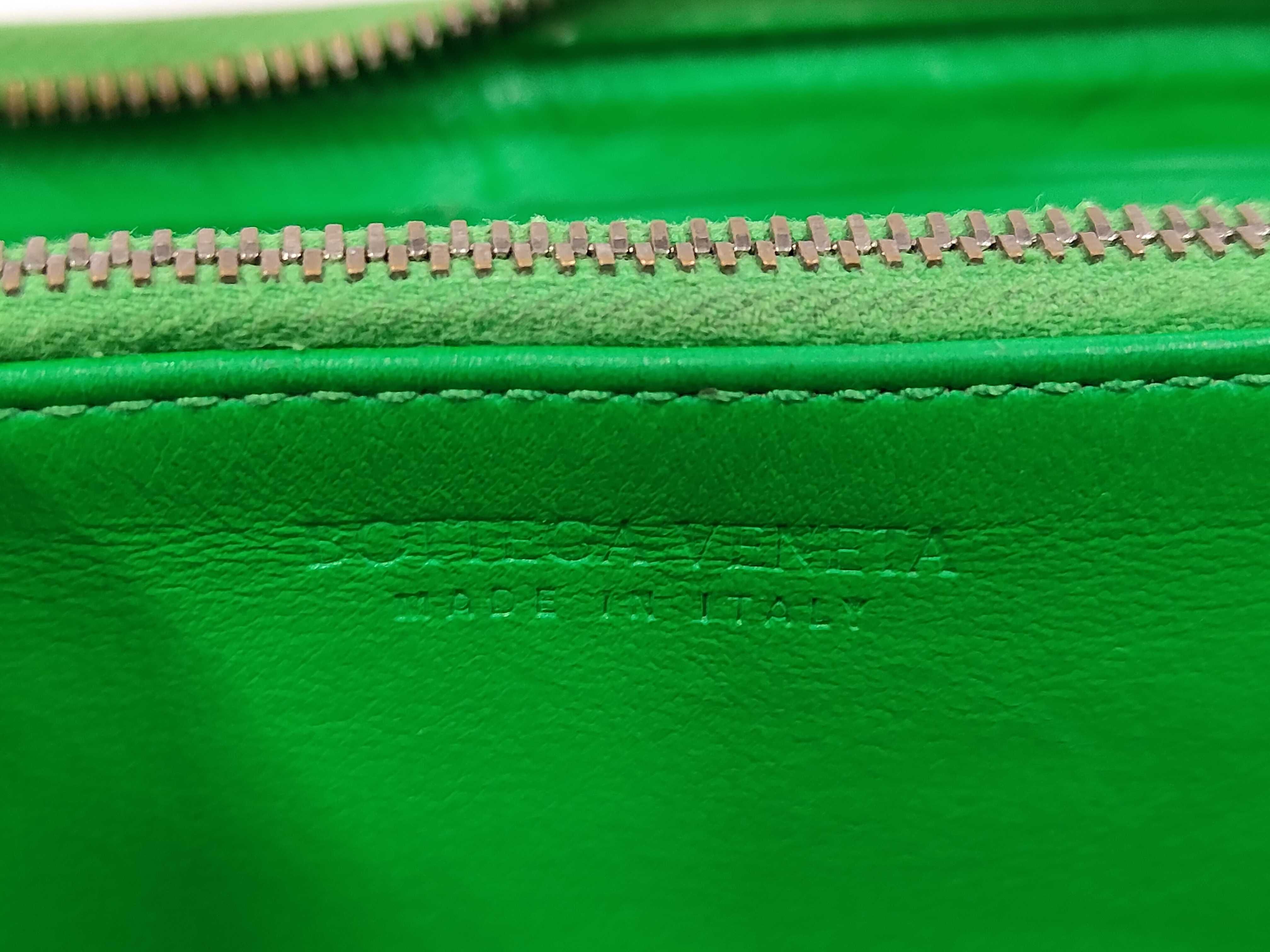 wallet — view 9