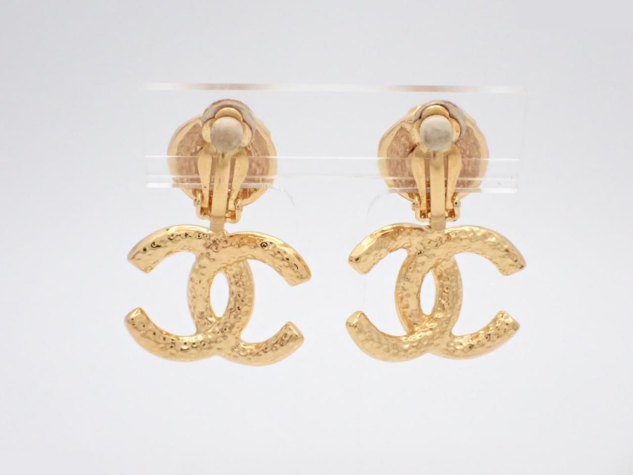 95P Coco Mark Logo Swing Earrings — view 2
