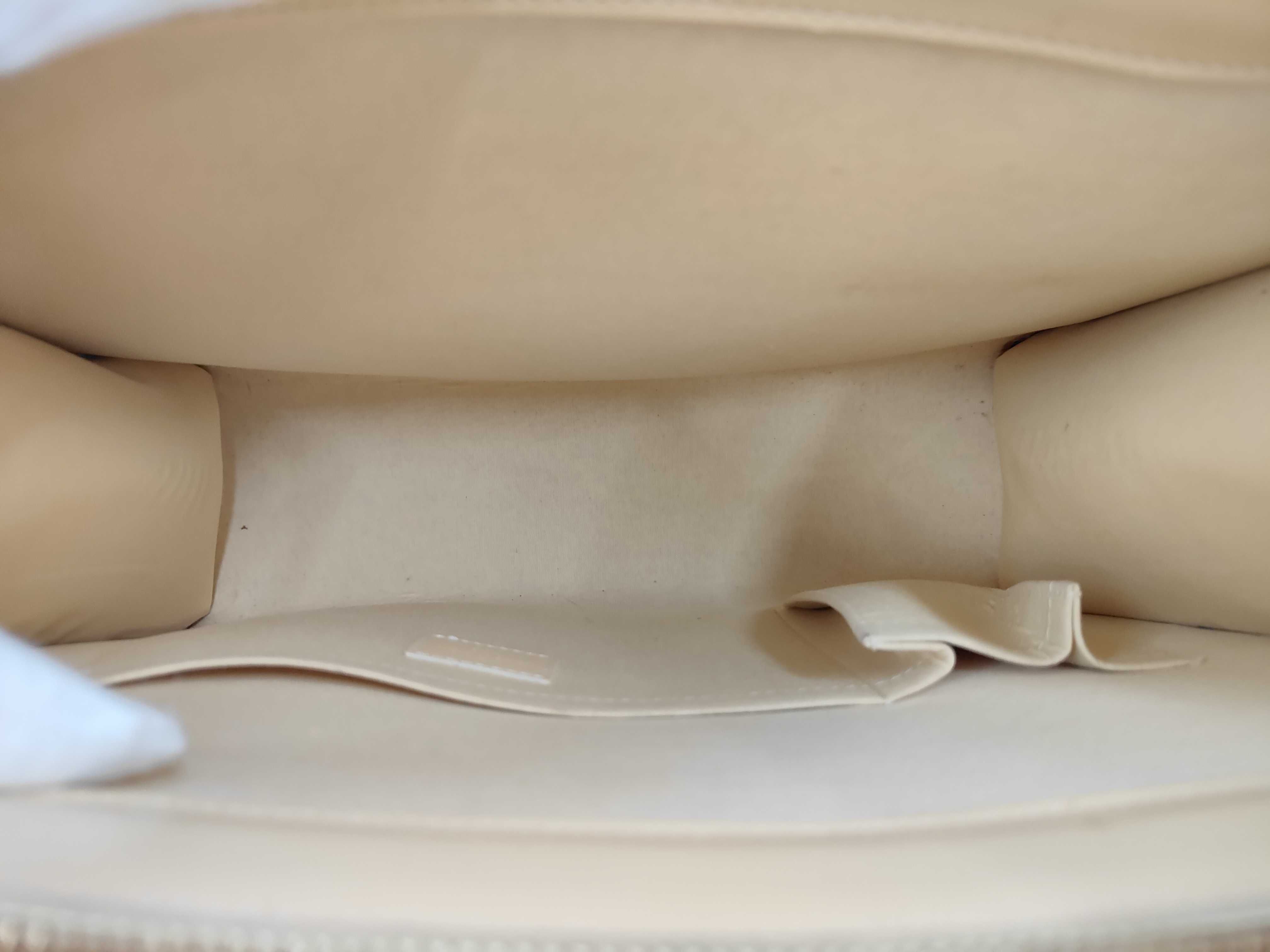 Epi Croisette Tote Bag — view 9
