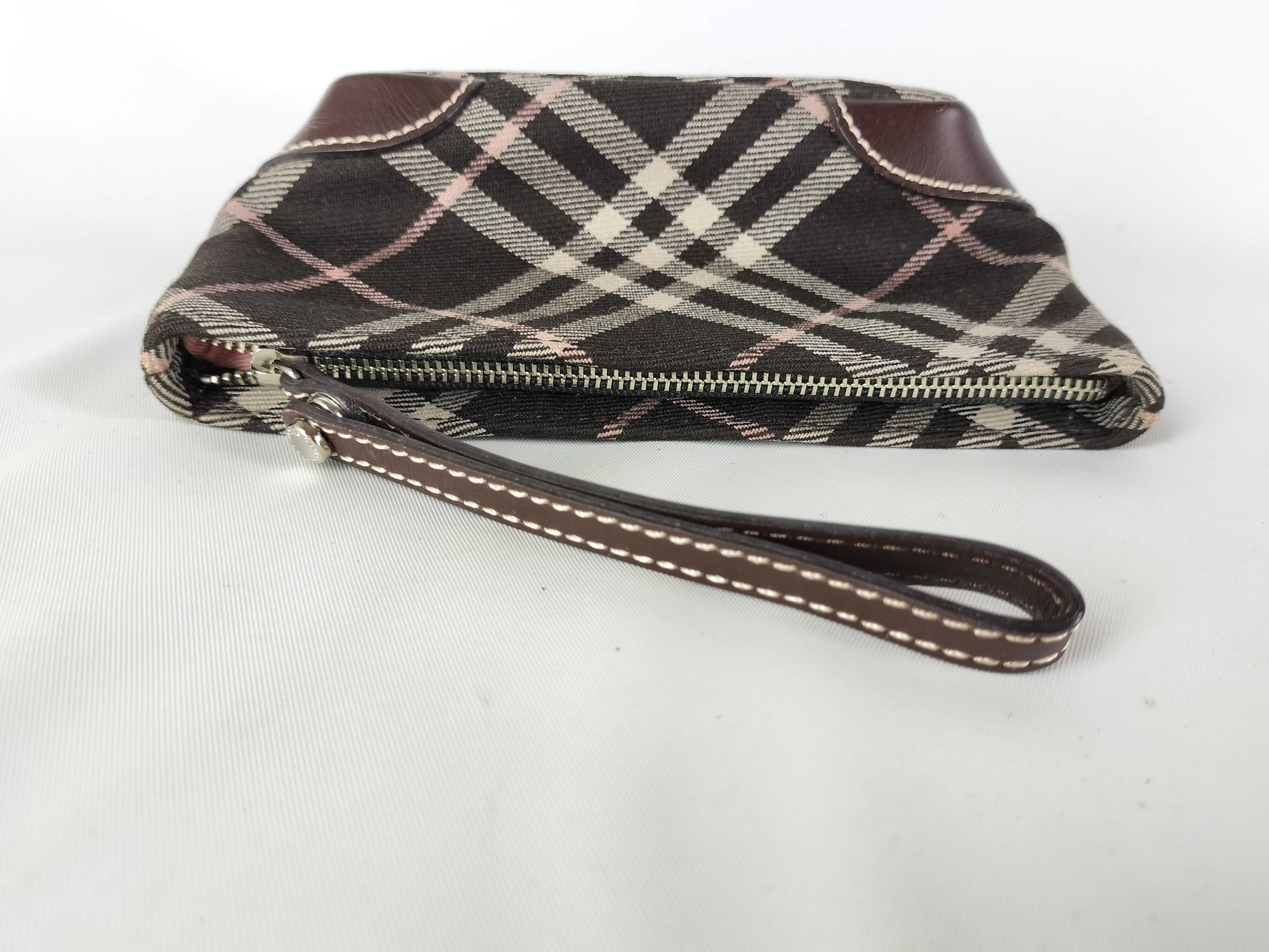 Blue Label Nova Check Pouch and other accessories — view 6