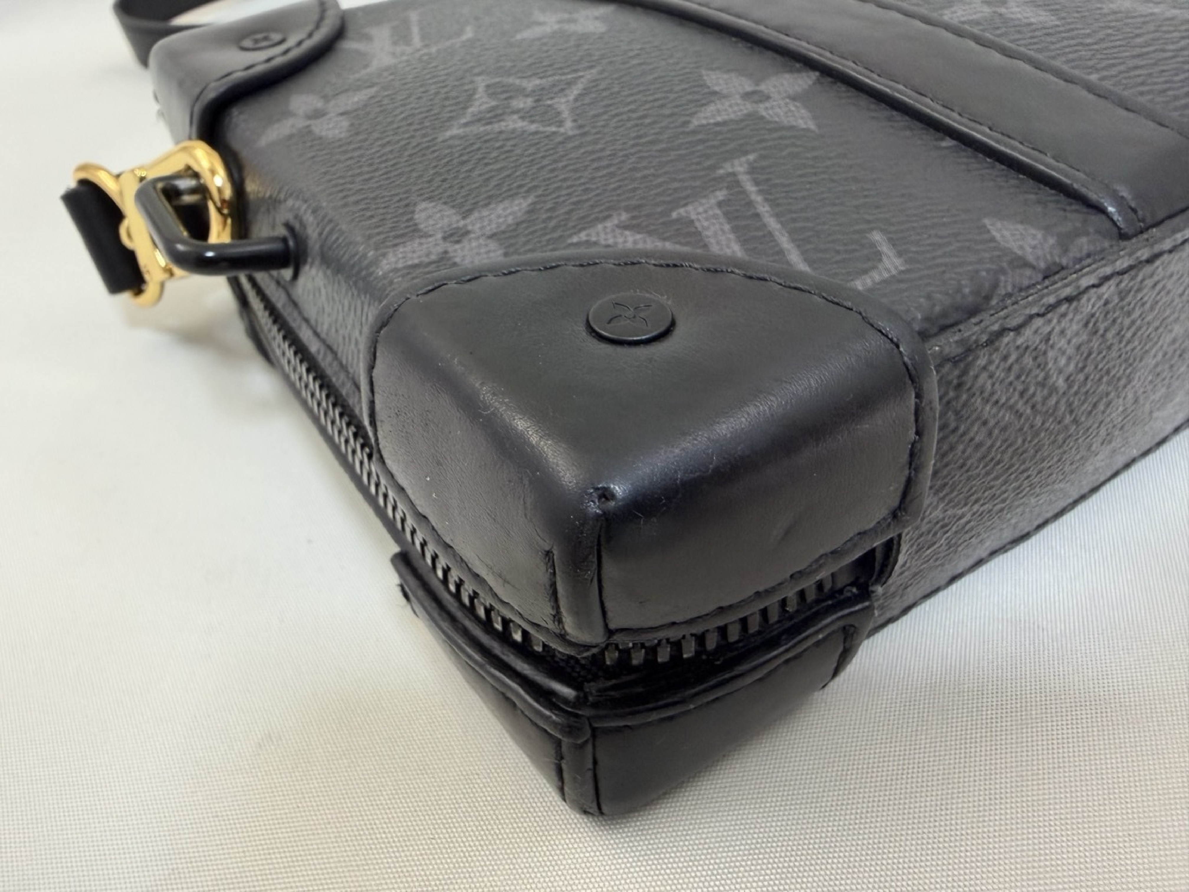 Monogram Eclipse Soft Trunk M69838 (RFID detected) Shoulder Bag — view 5