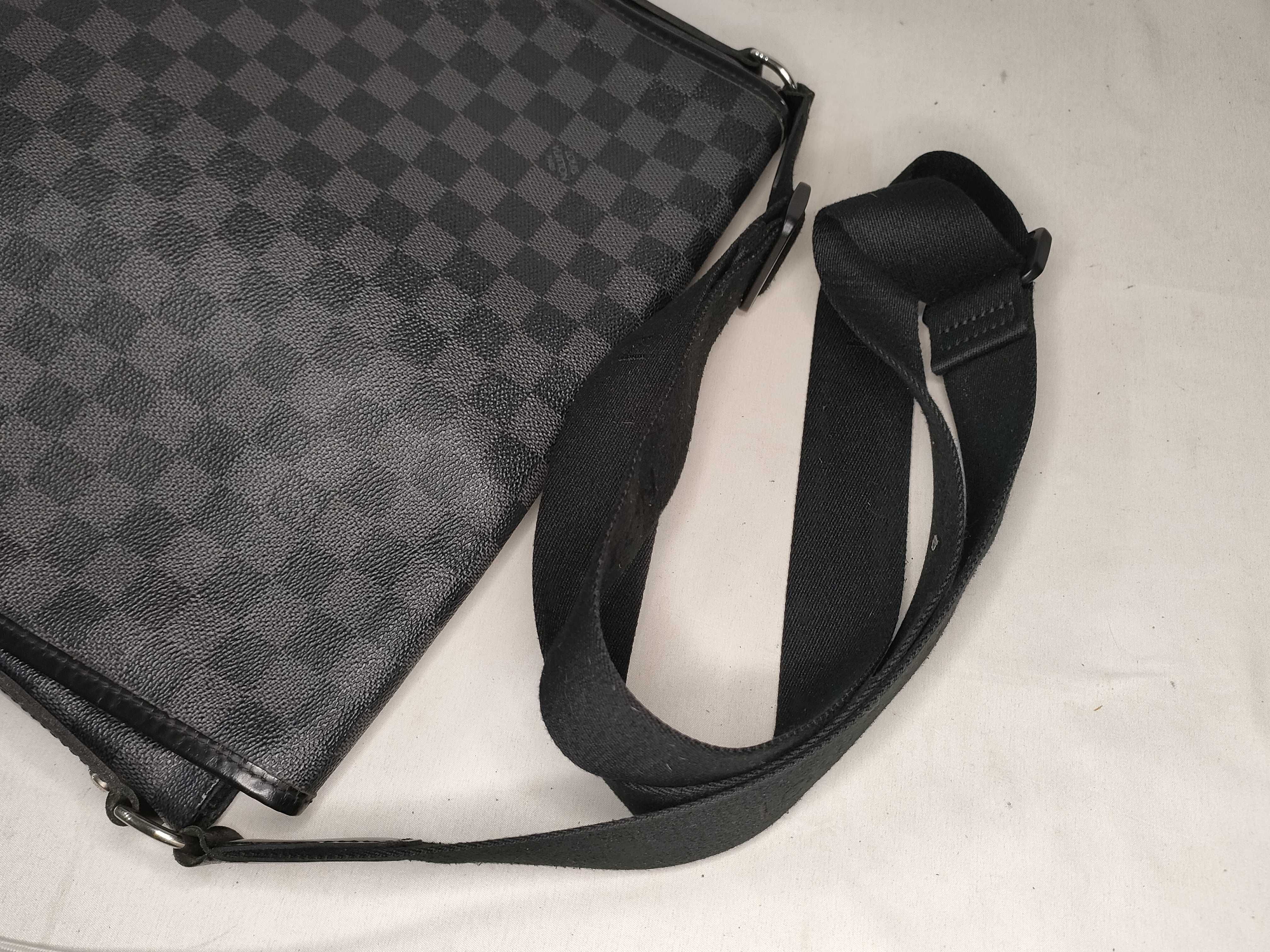 Damier Graphite Daniel Shoulder Bag — view 3