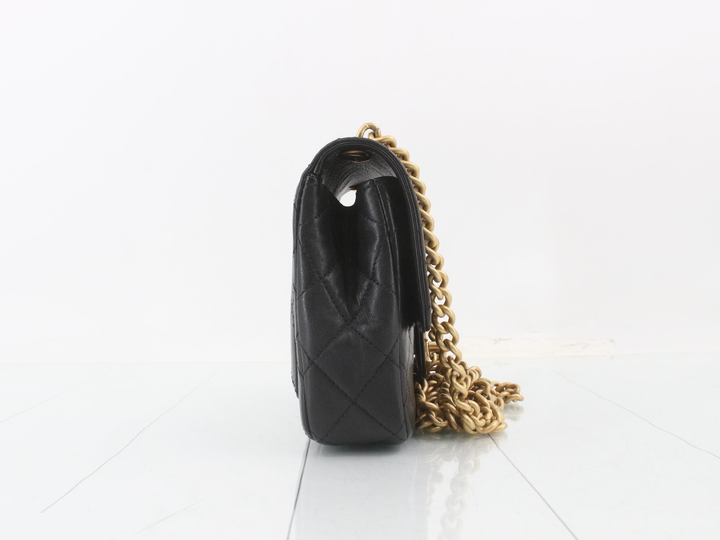 Matelassé Shoulder Bag — view 4