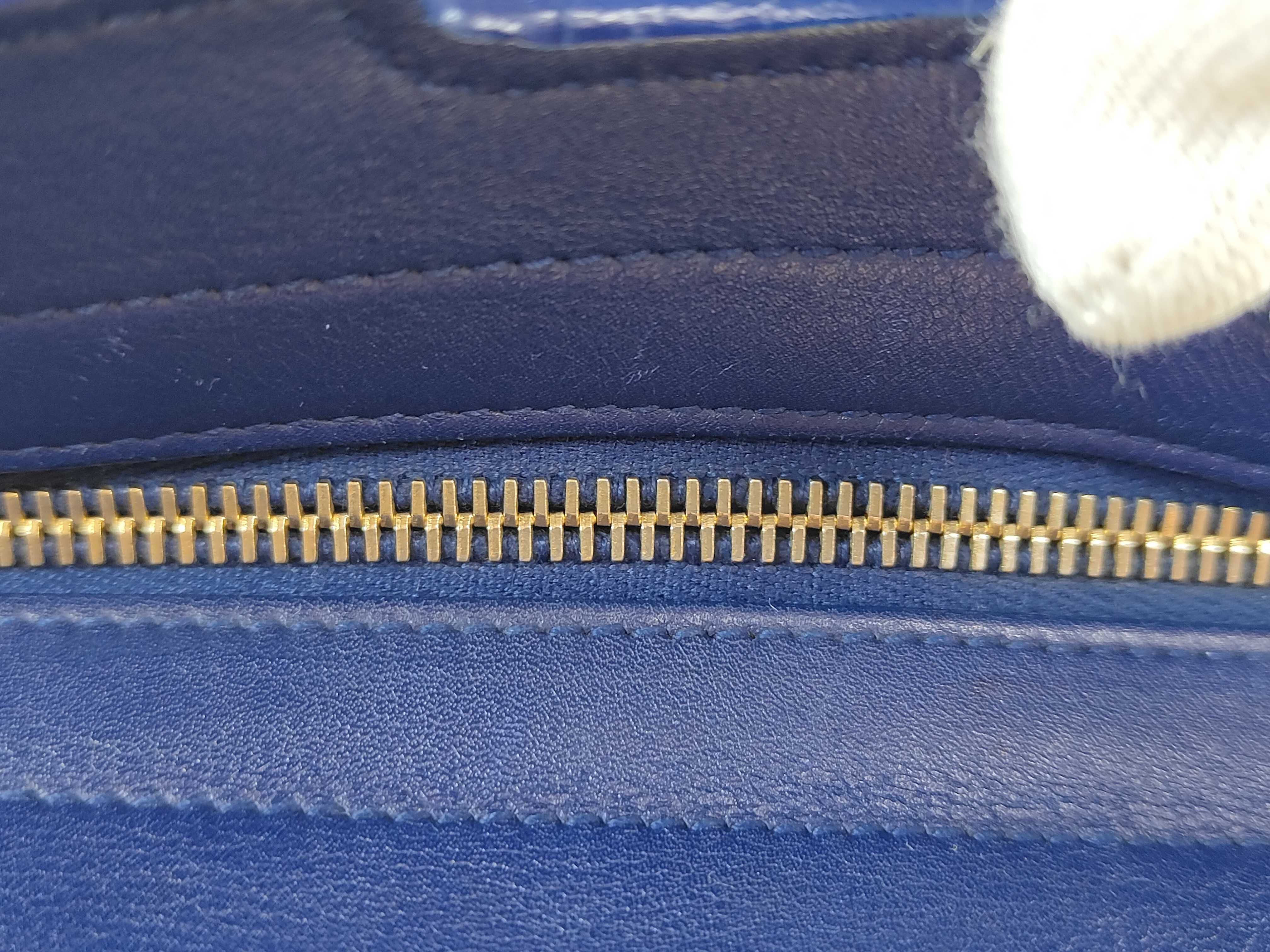 logo Petit Cabas 2-way handbag — view 10