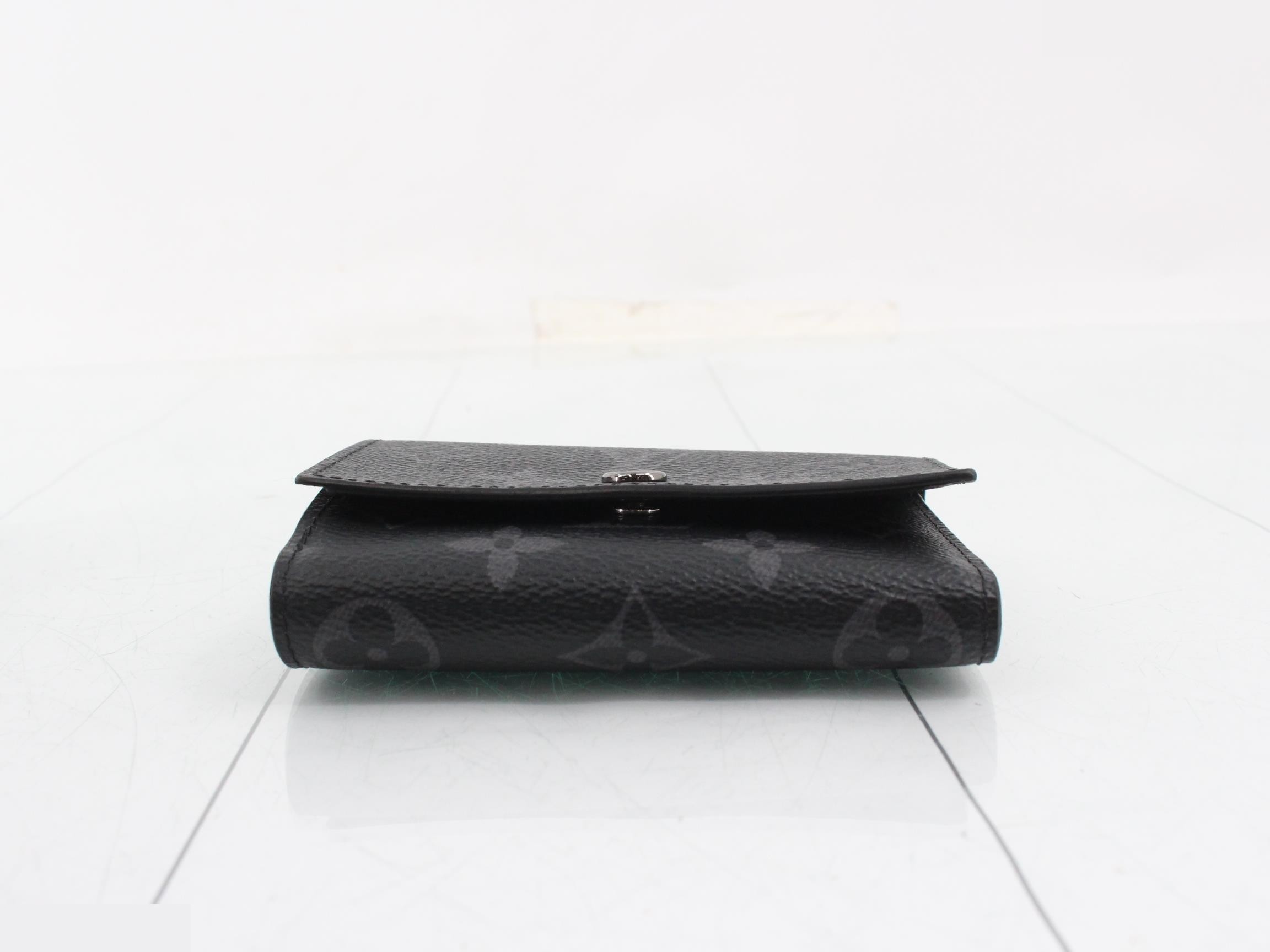 Monogram Eclipse Victor Wallet M12598 with IC tag — view 3