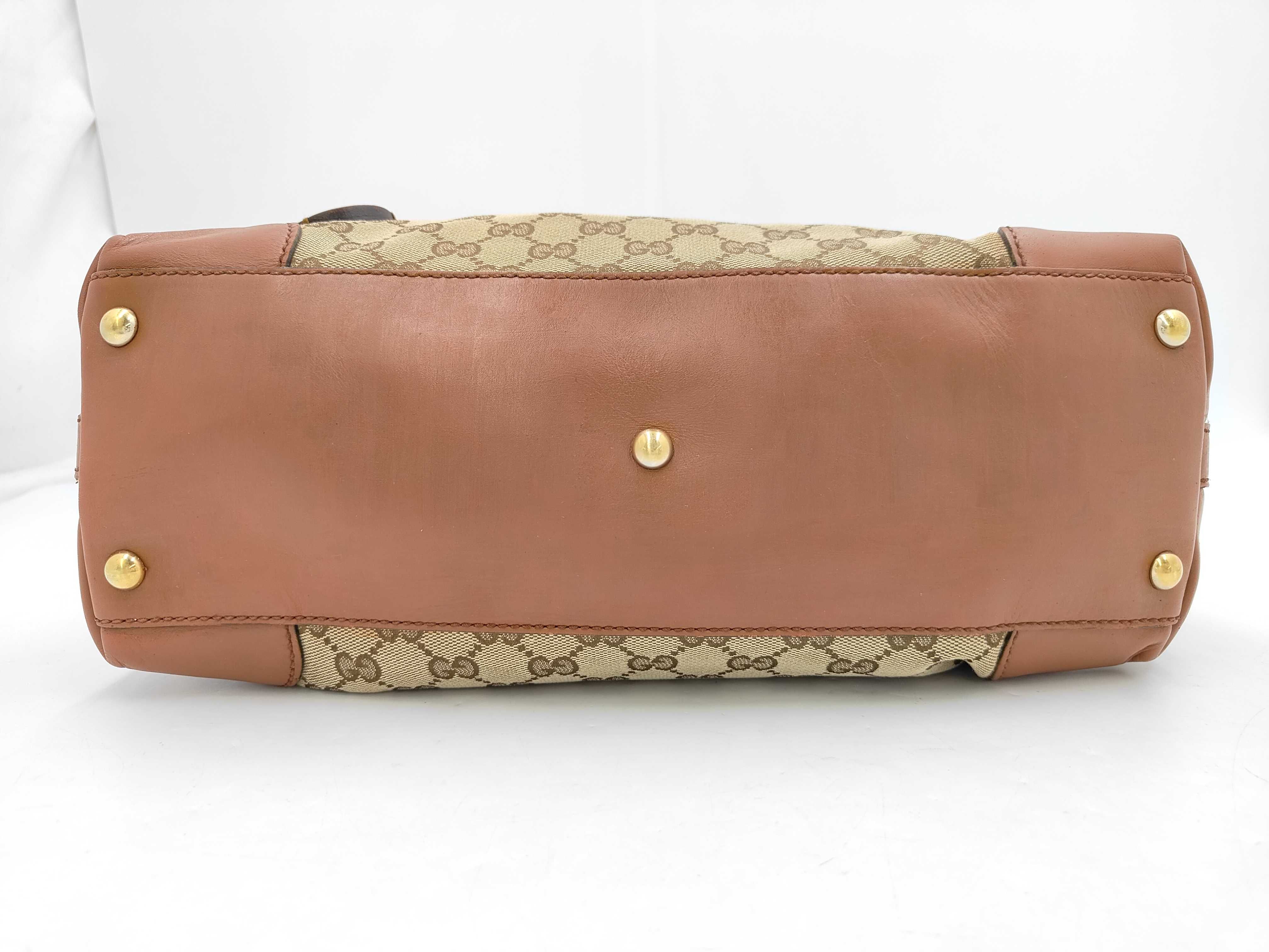 GG Canvas Shoulder Bag Brown Handbag — view 7