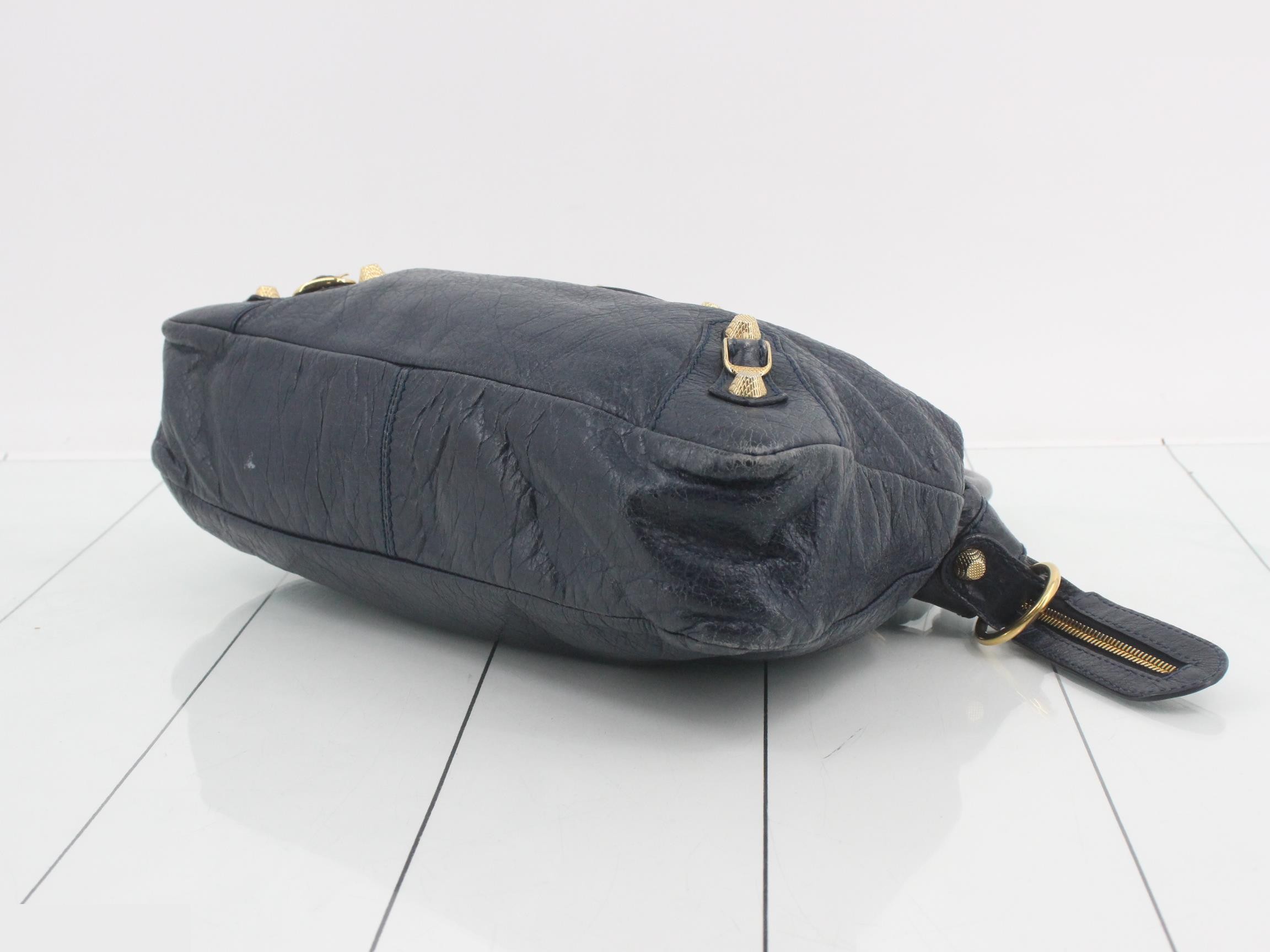 Classic handbag — view 6