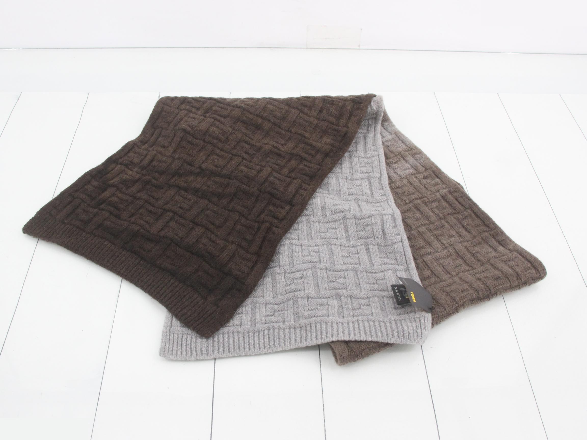 ZUCCA scarf, gradient brown and gray — view 2