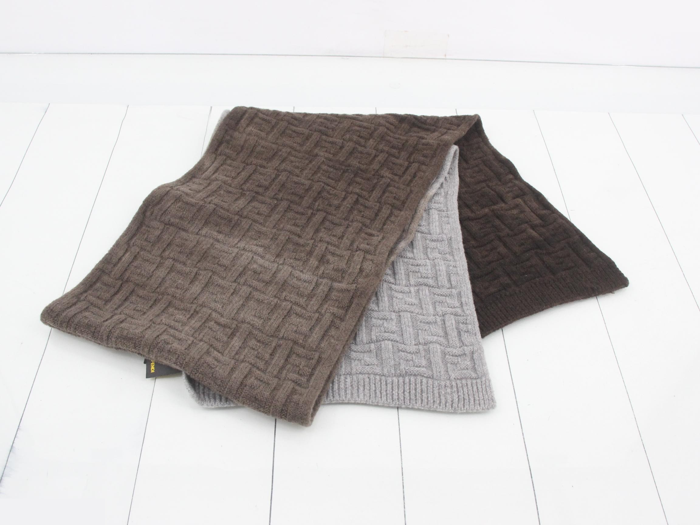 ZUCCA scarf, gradient brown and gray — view 3