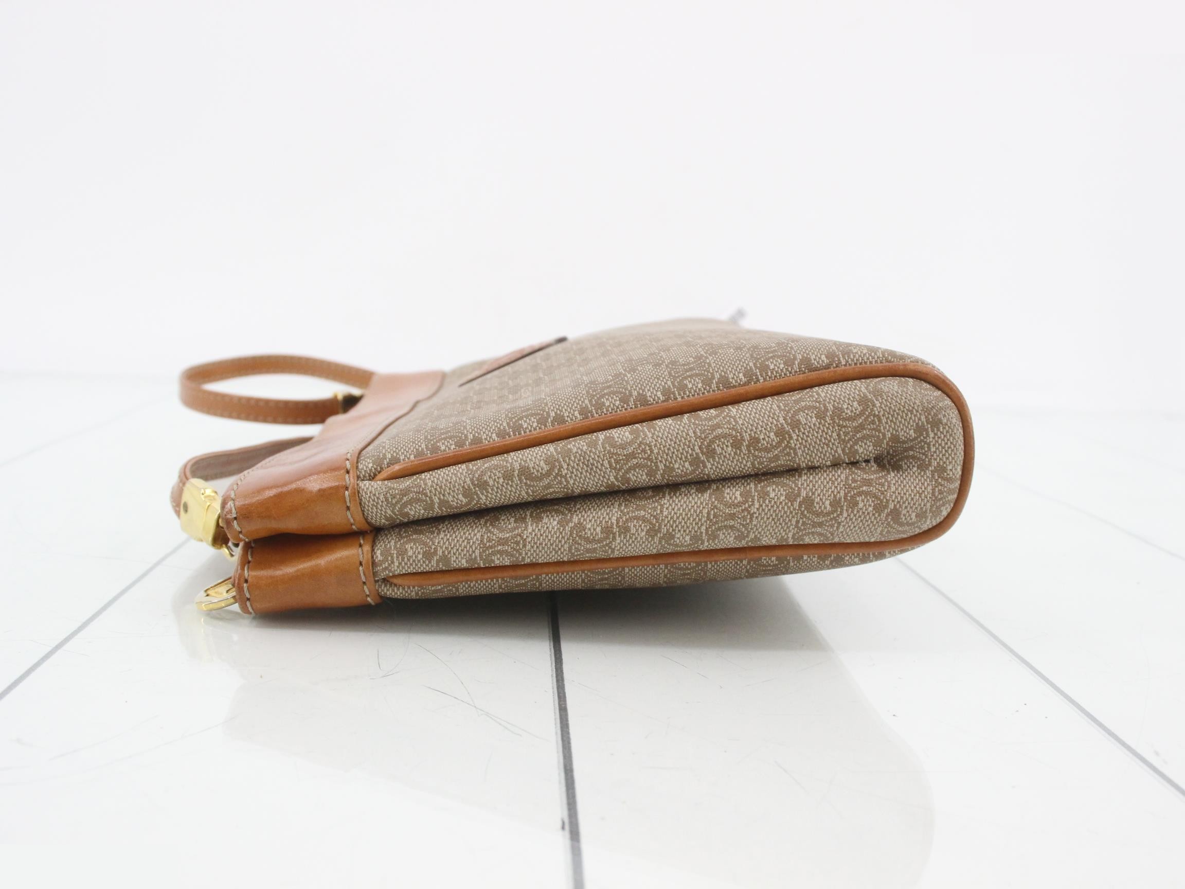 macadam shoulder — view 4