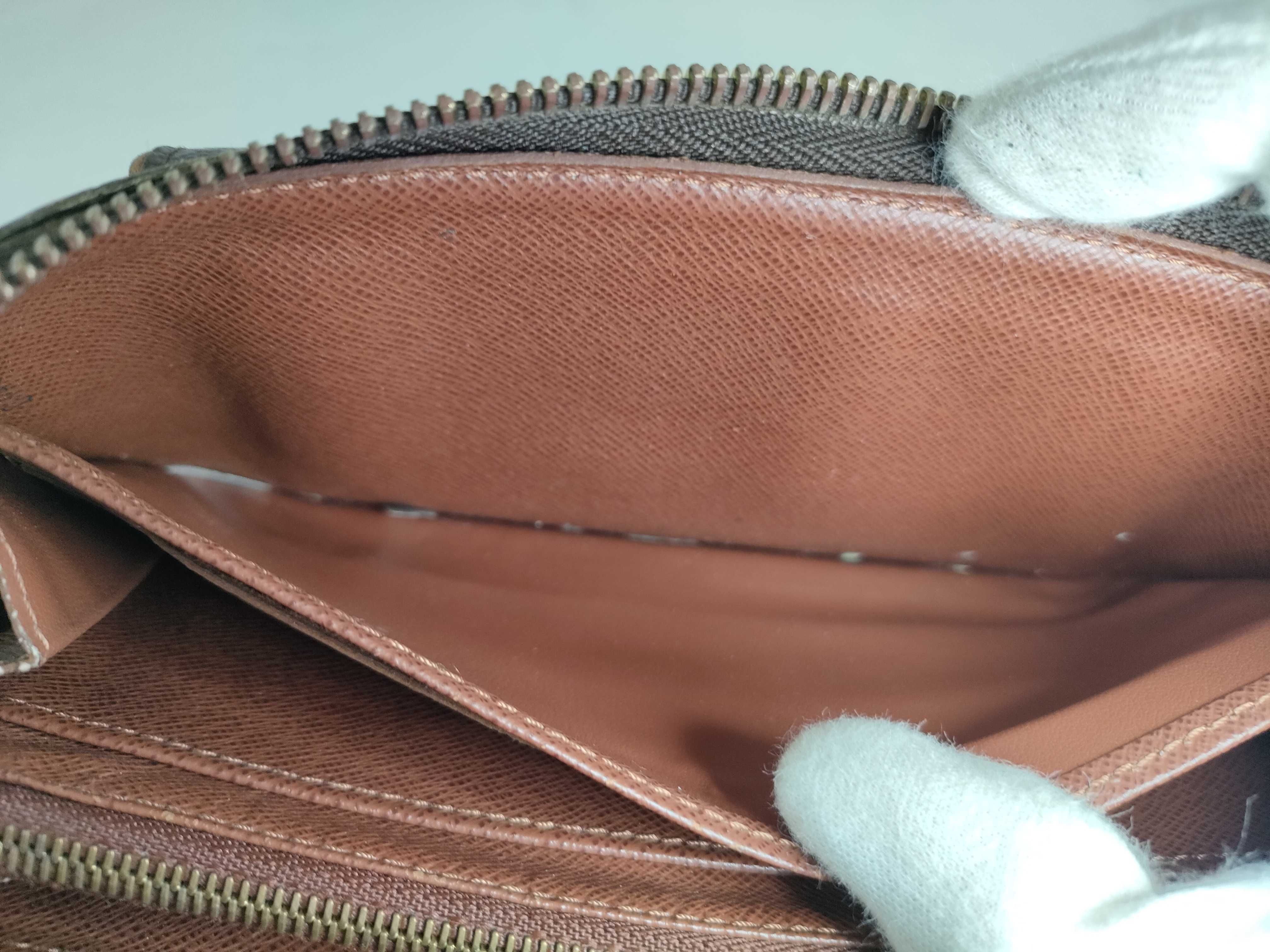 Monogram LV Monogram Postfeuille Strid Wallet — view 10