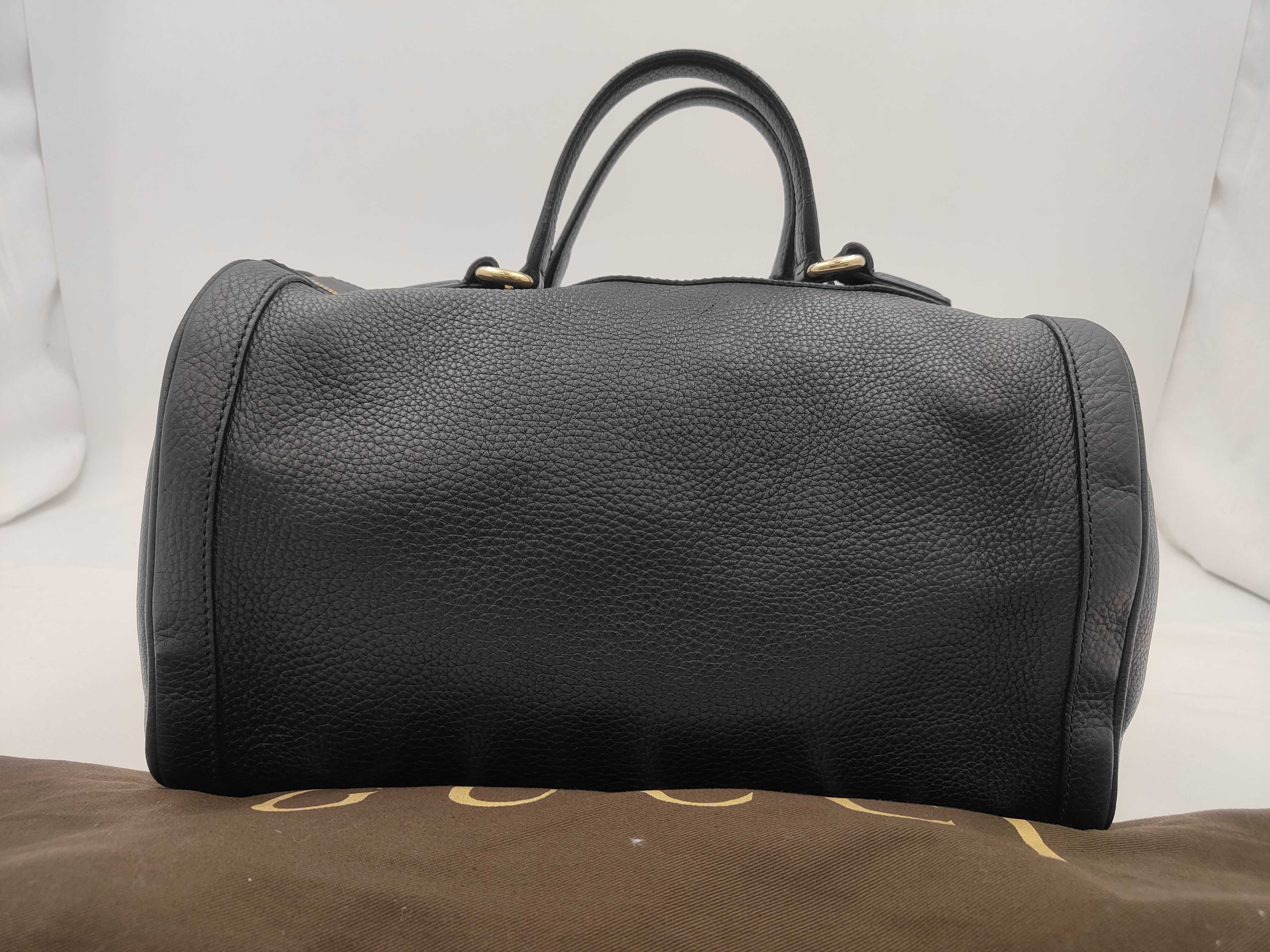 Soho 282302 Leather Black Boston Bag