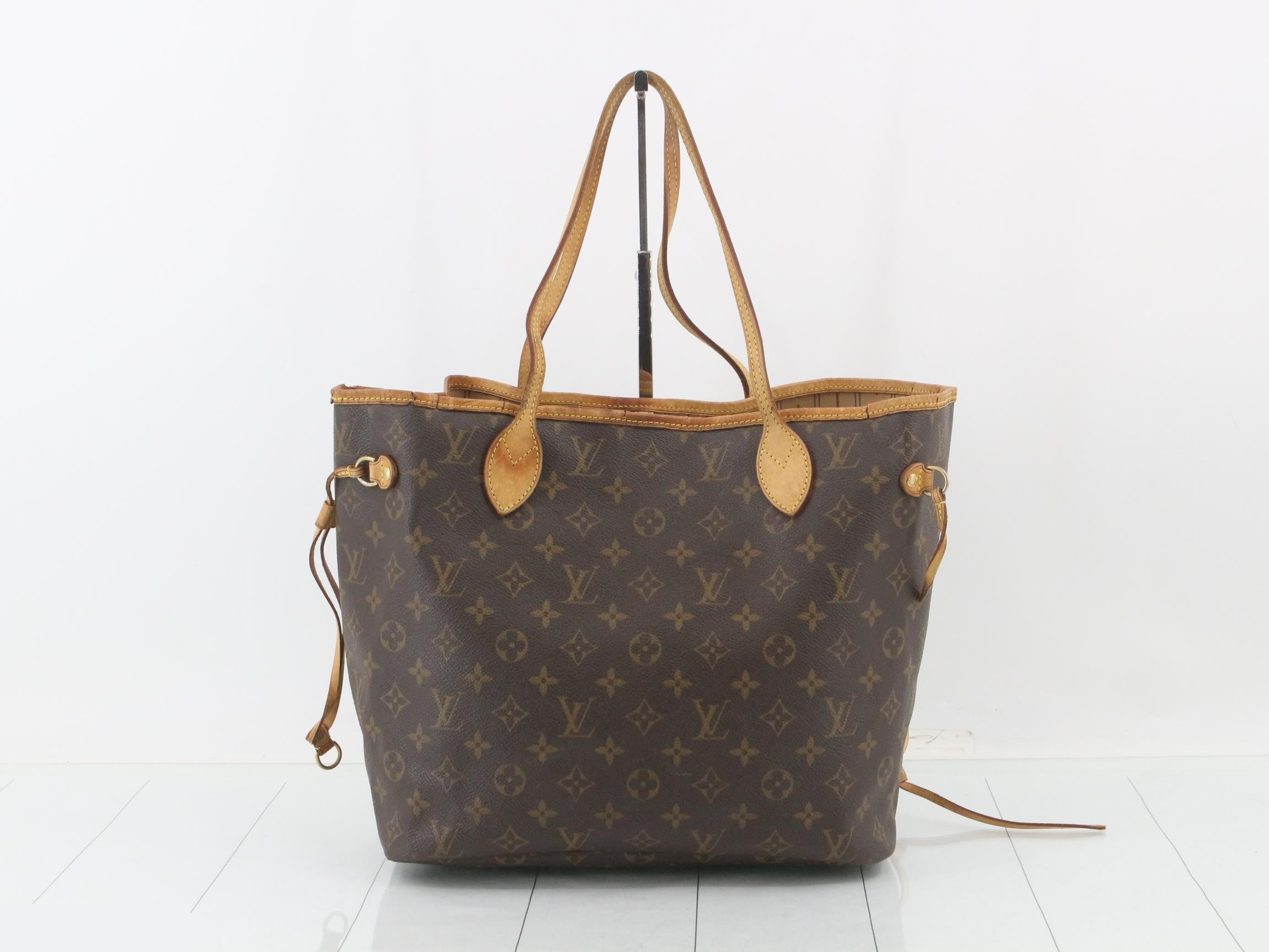 Monogram Neverfull MM Tote Bag — view 2