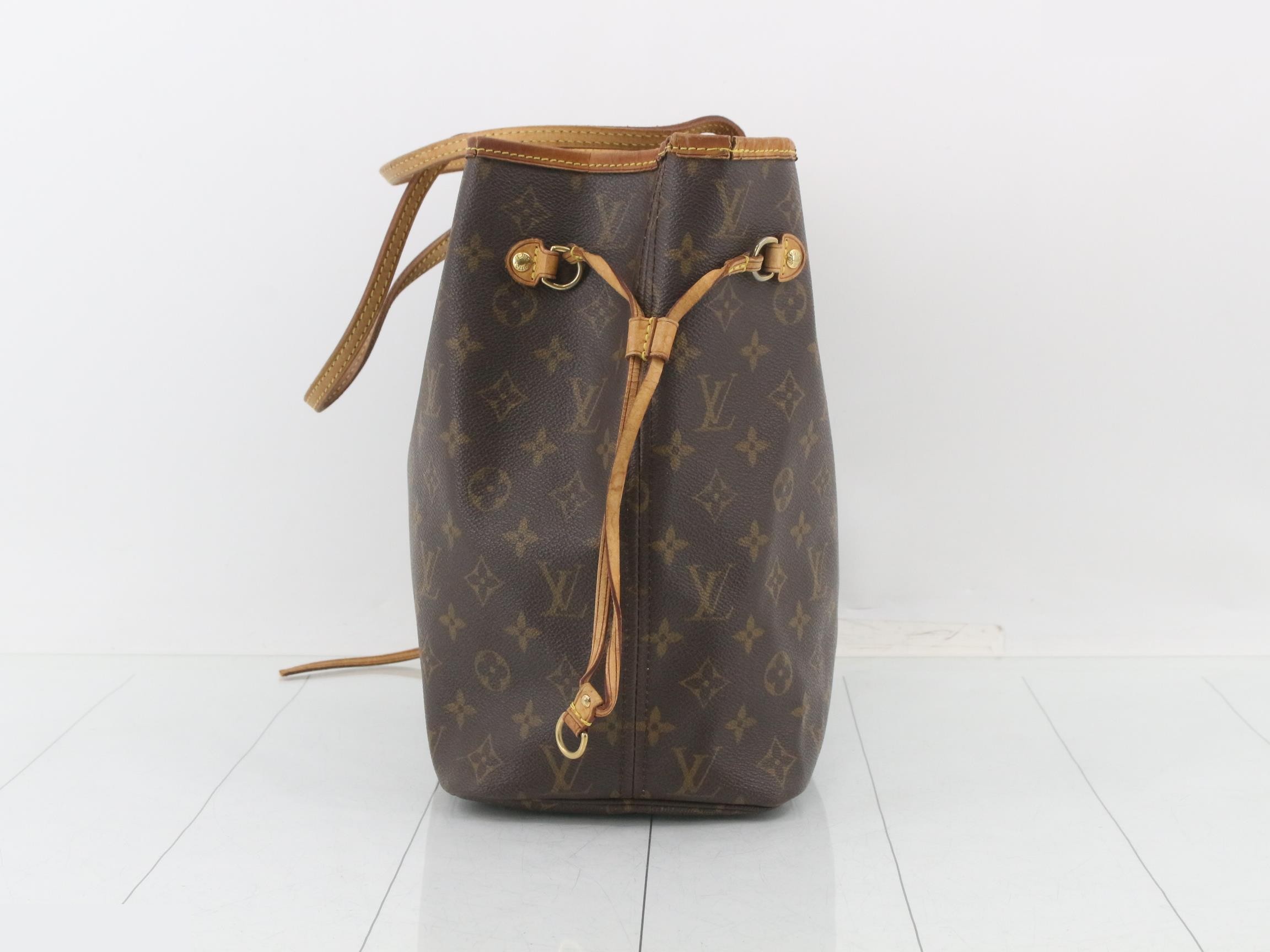 Monogram Neverfull MM Tote Bag — view 3