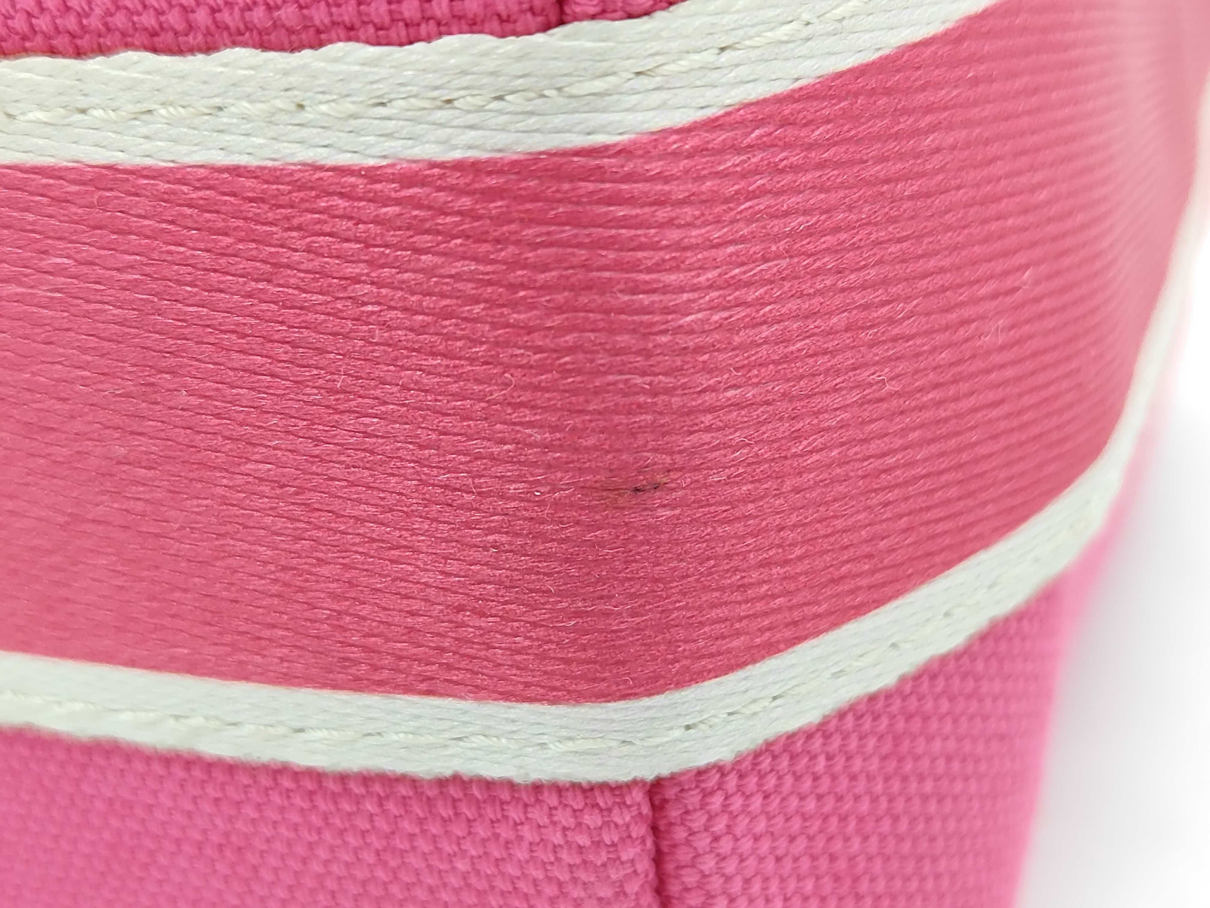 pouch — view 7