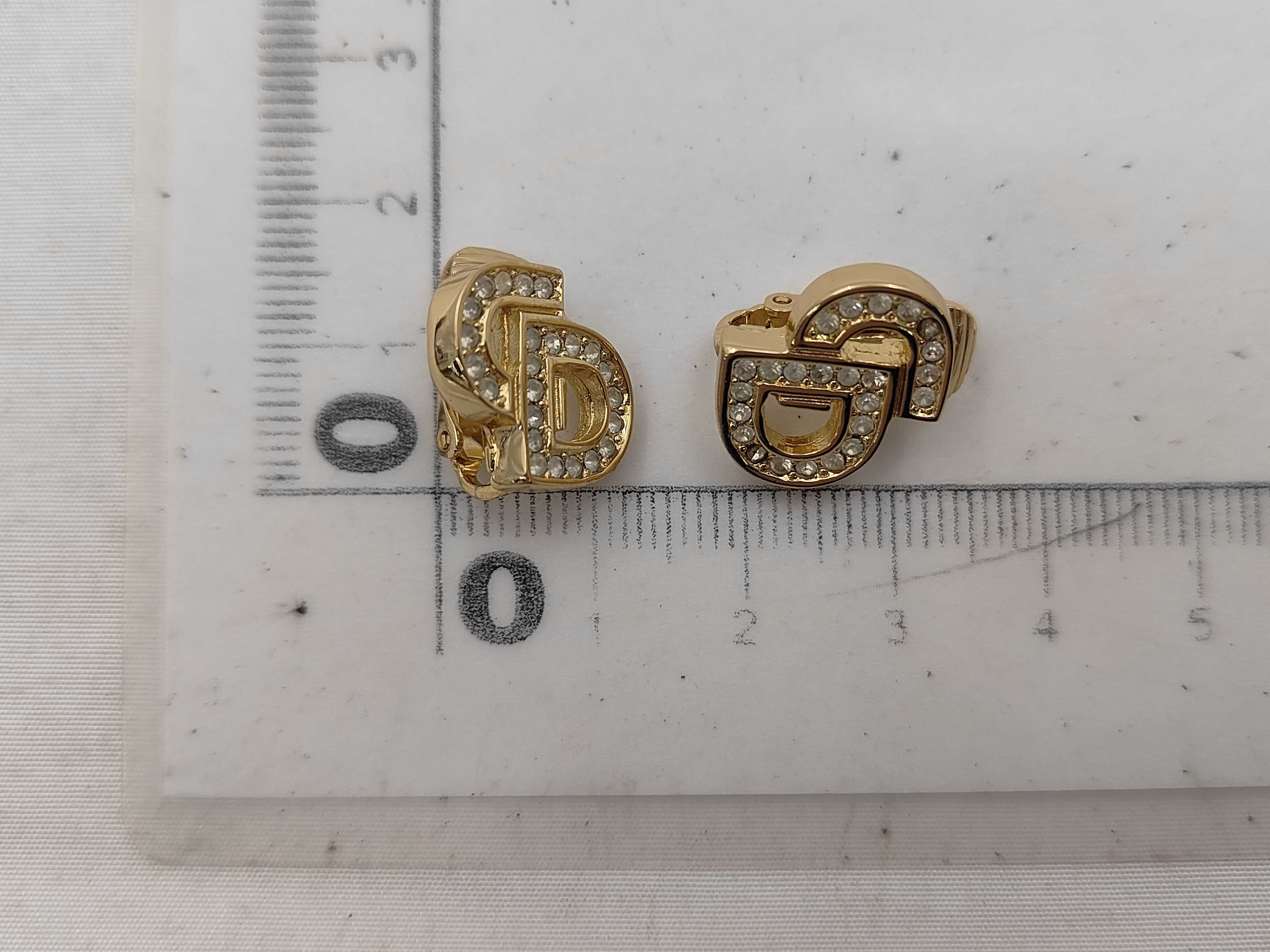 Earrings — view 4