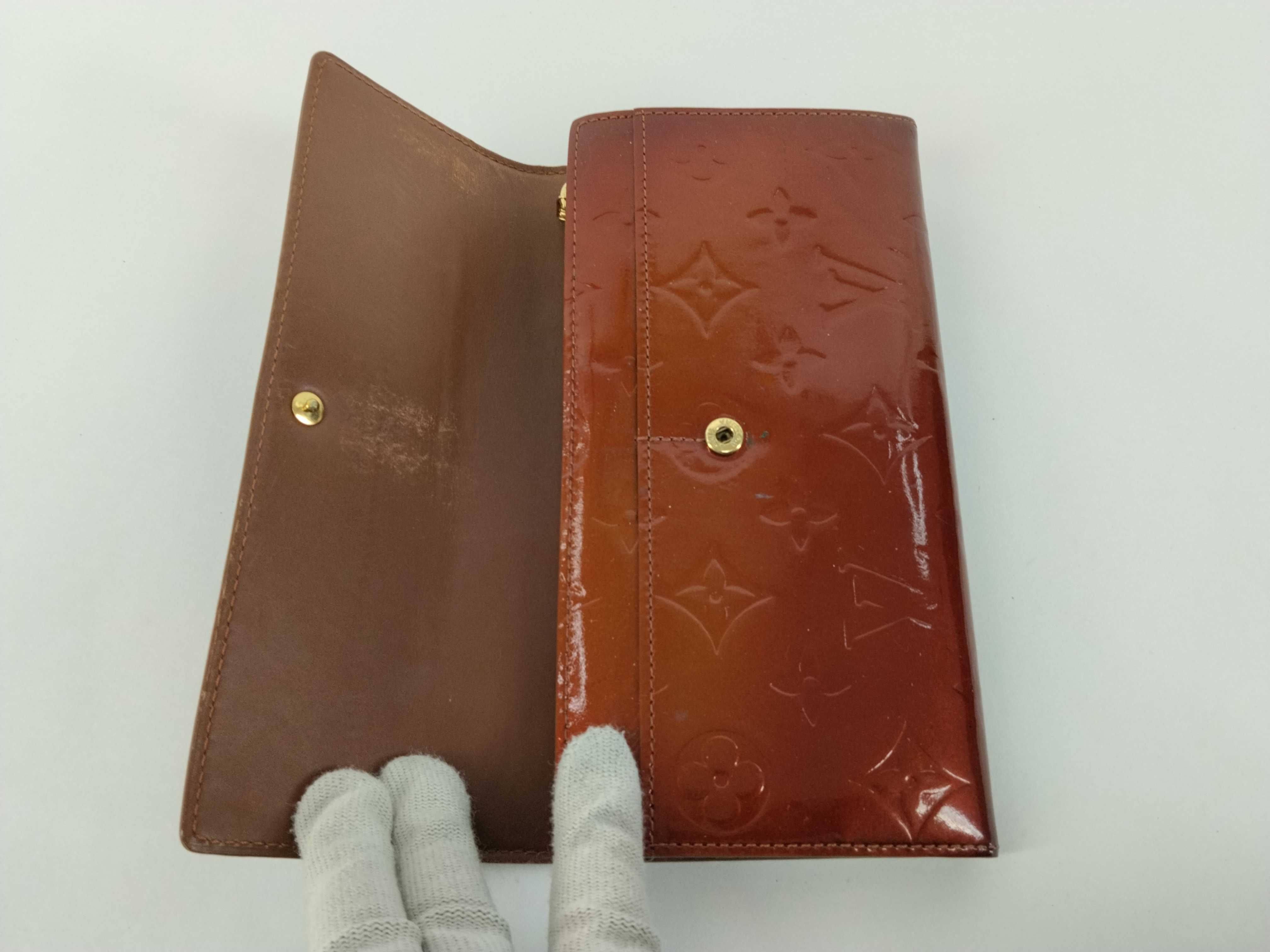Vernis Louis Vuitton Vernis Portefeuille Sarah TH1002 Wallet — view 10