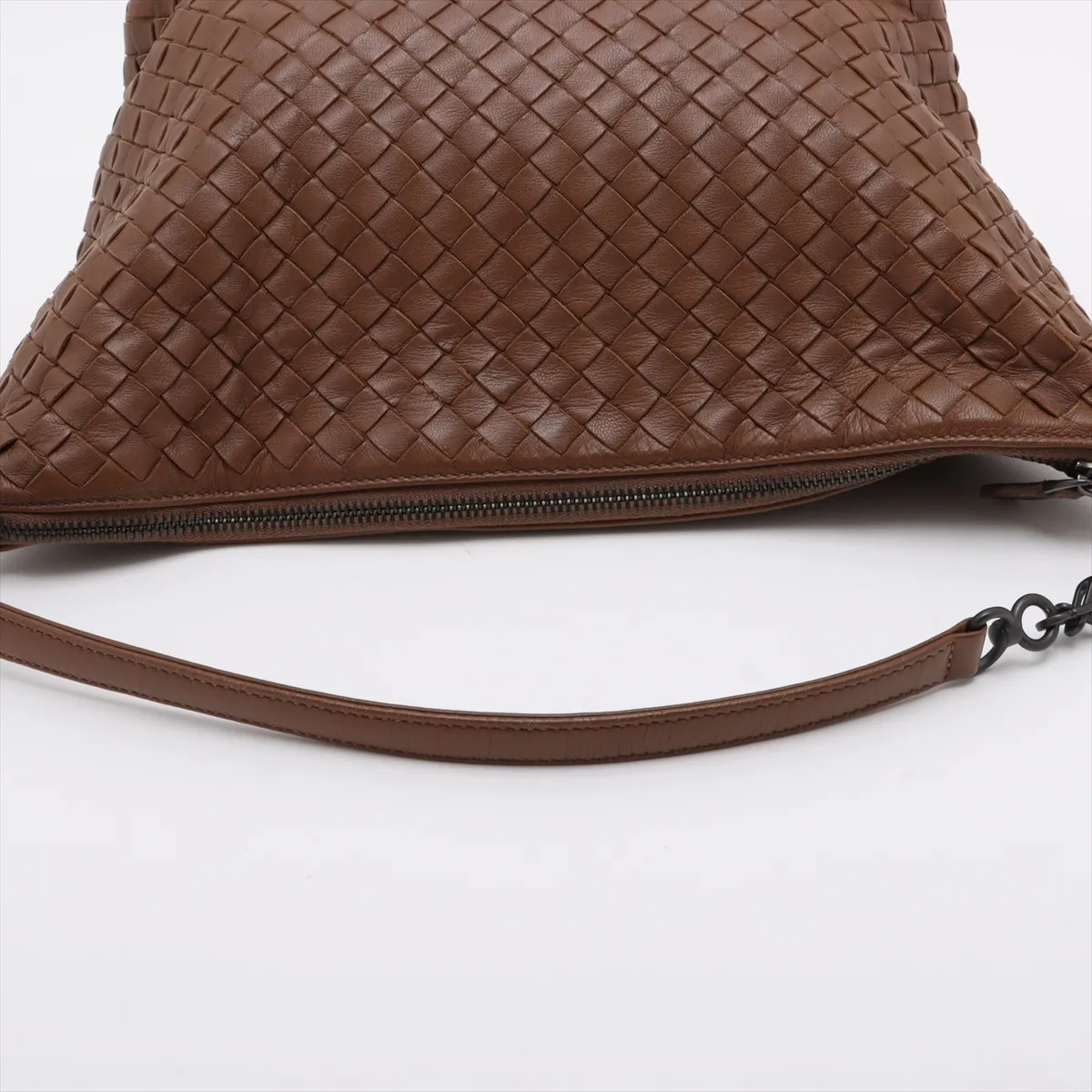 Intrecciato Leather Shoulder Bag Brown — view 5