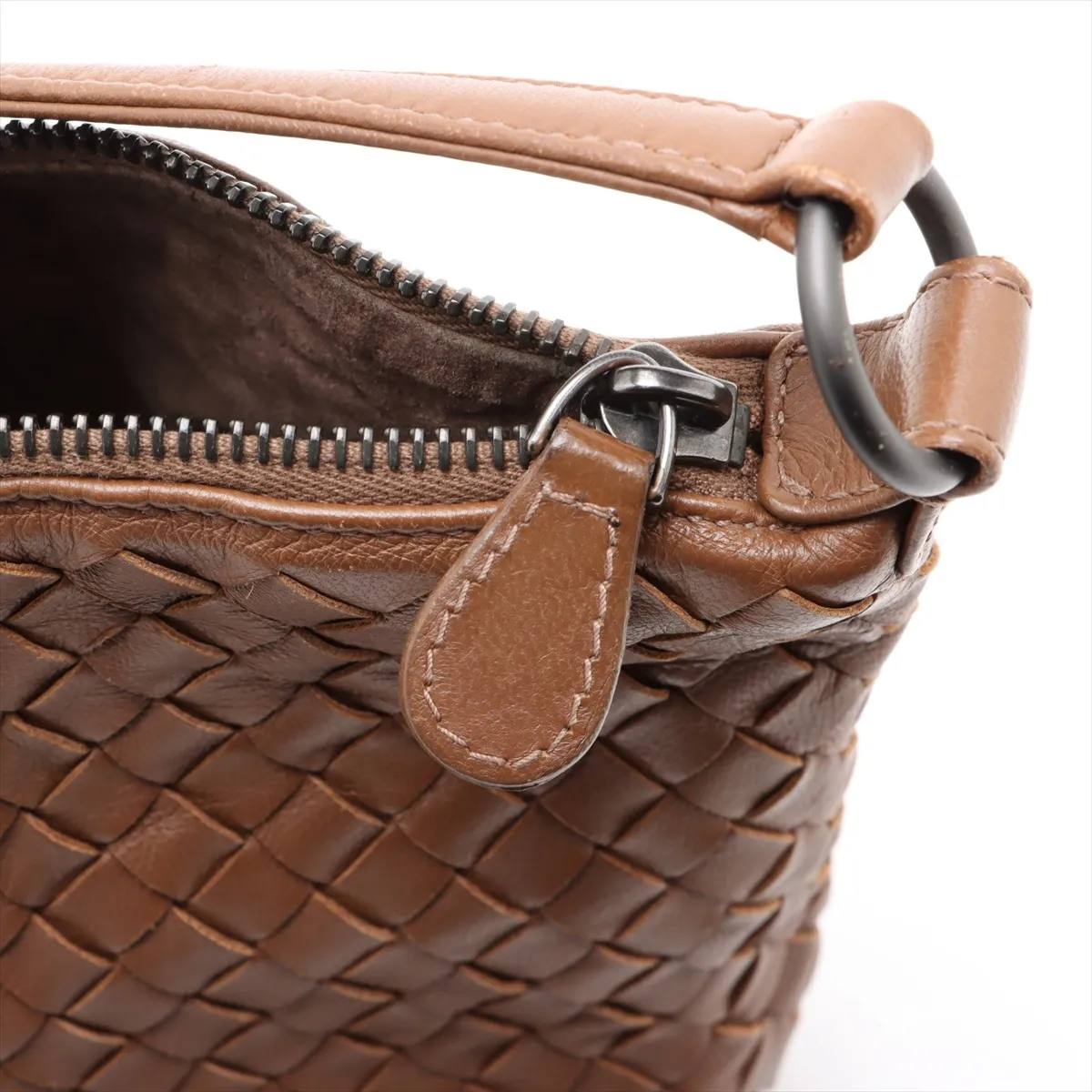 Intrecciato Leather Shoulder Bag Brown — view 10