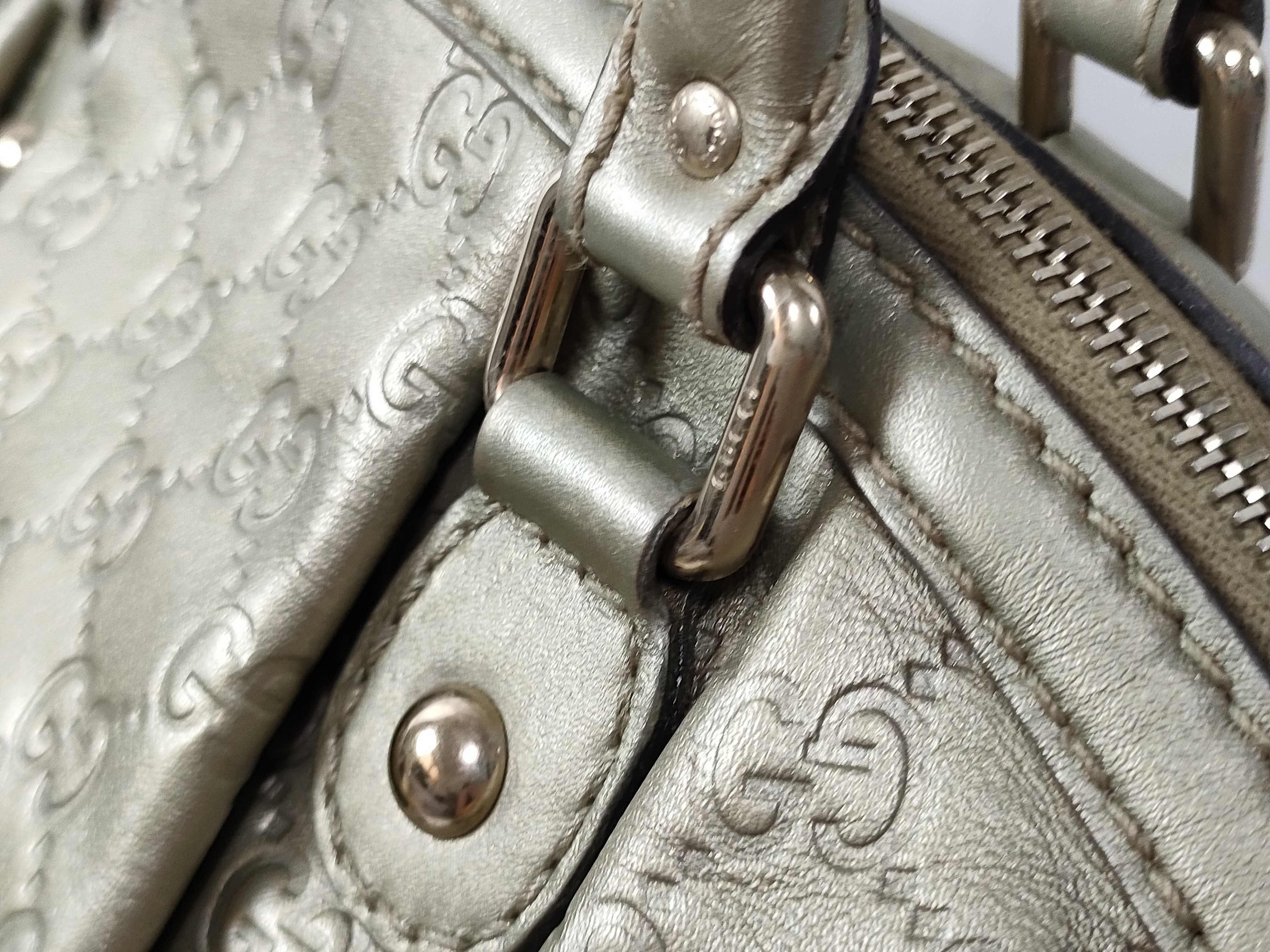 Gold Leather Dumpling Bag without Long Shoulder Strap (Handbag) — view 5