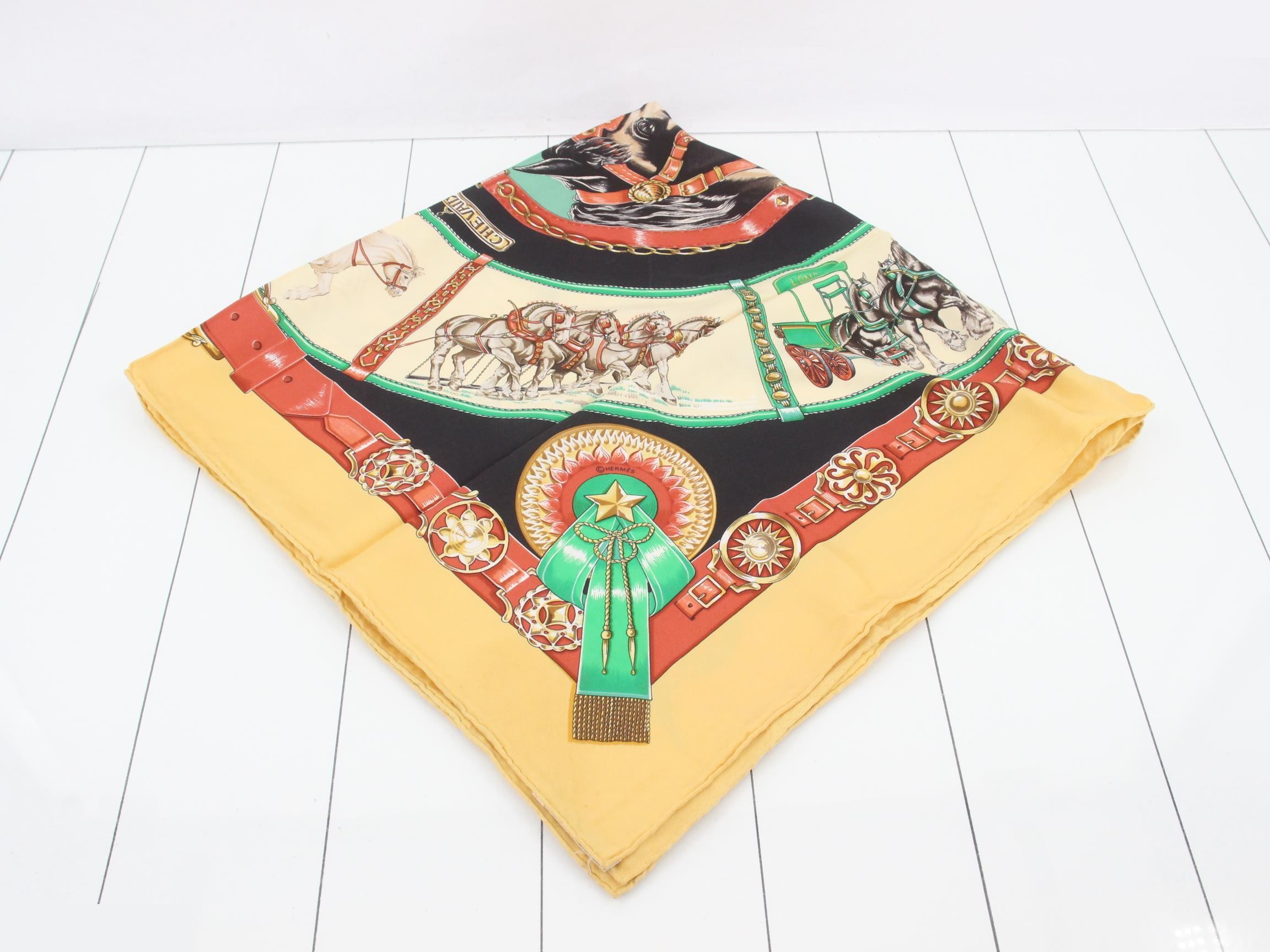 Carre Scarf 90