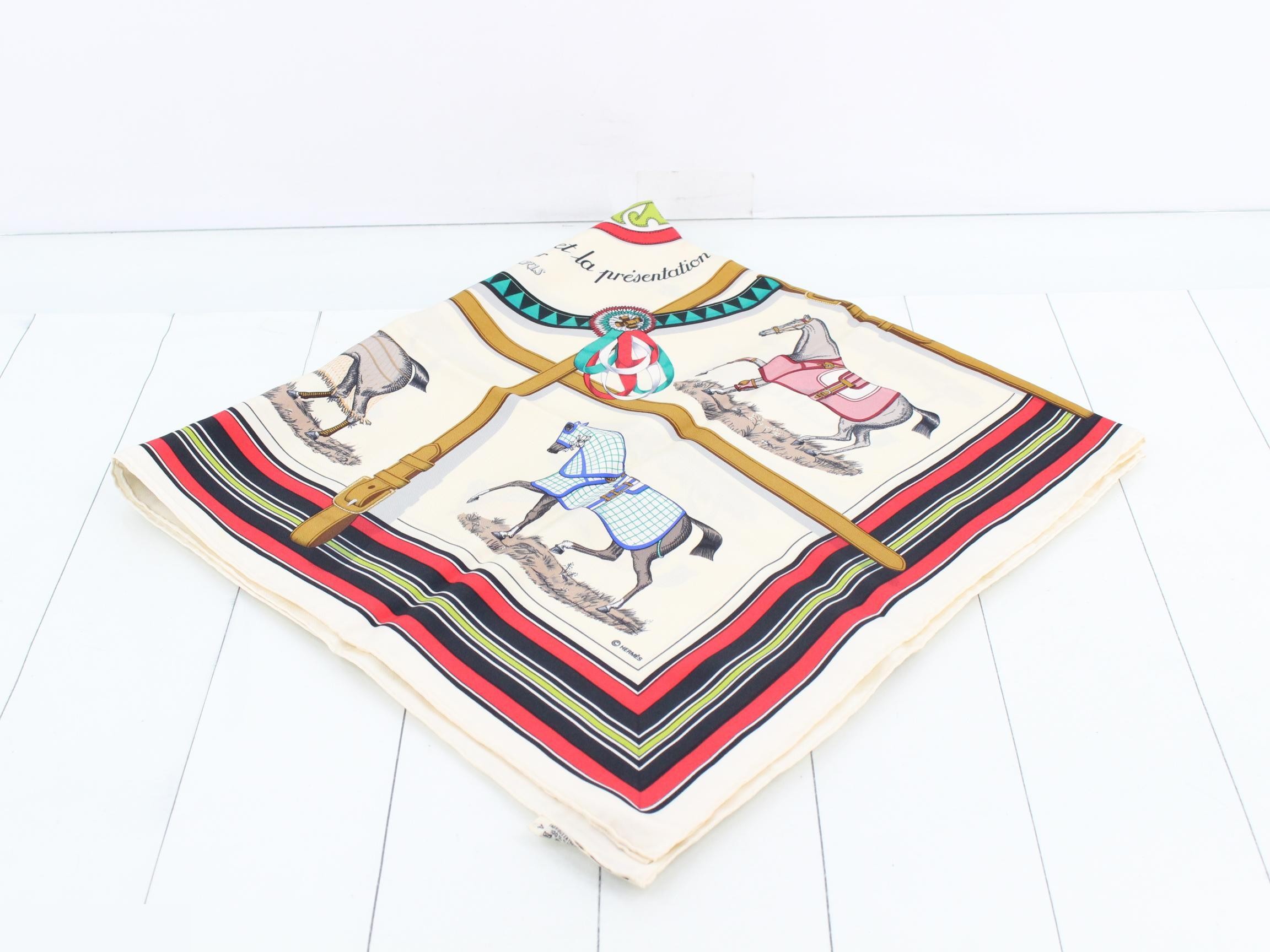 scarf — view 2
