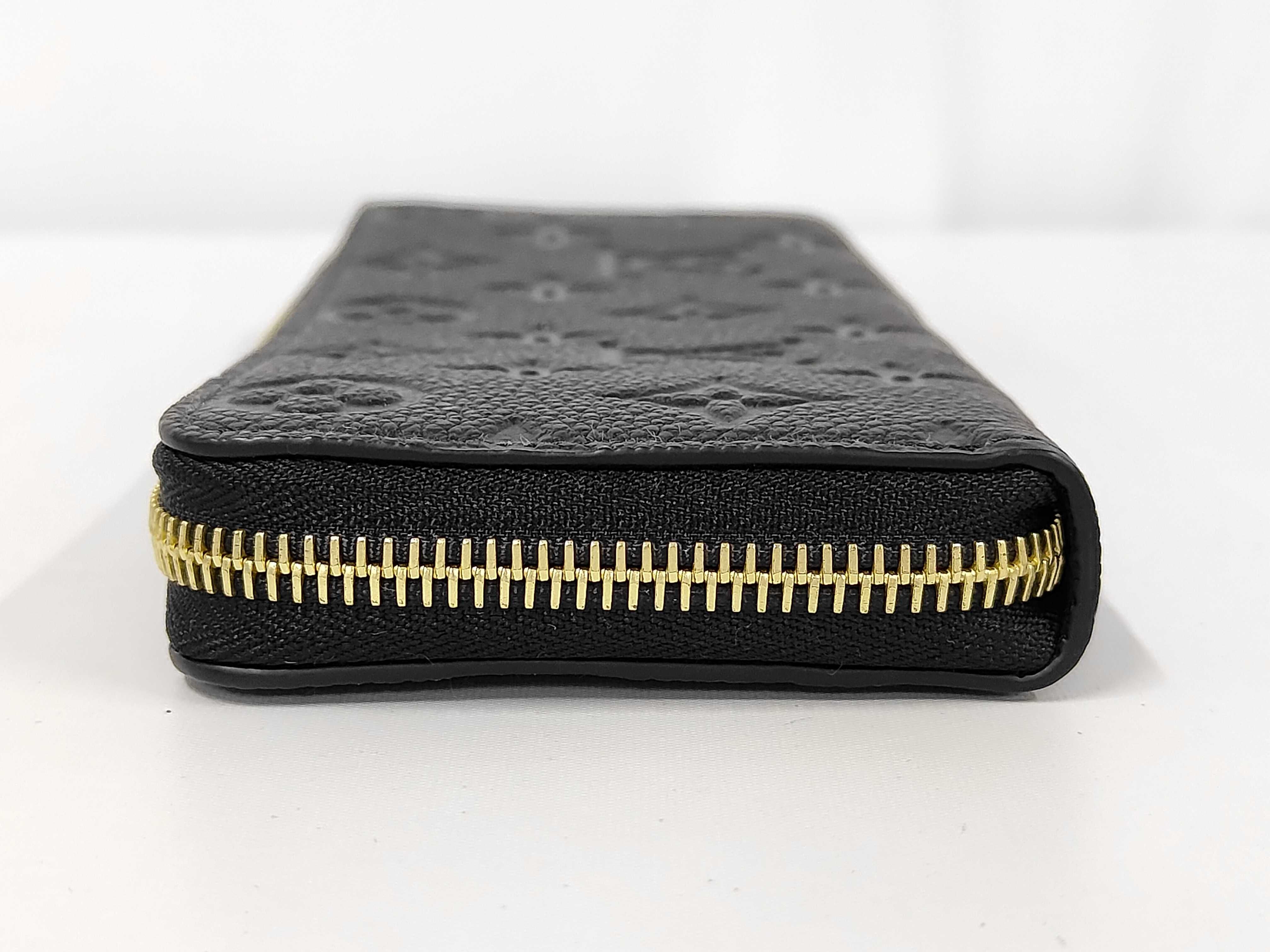 LV wallet — view 5
