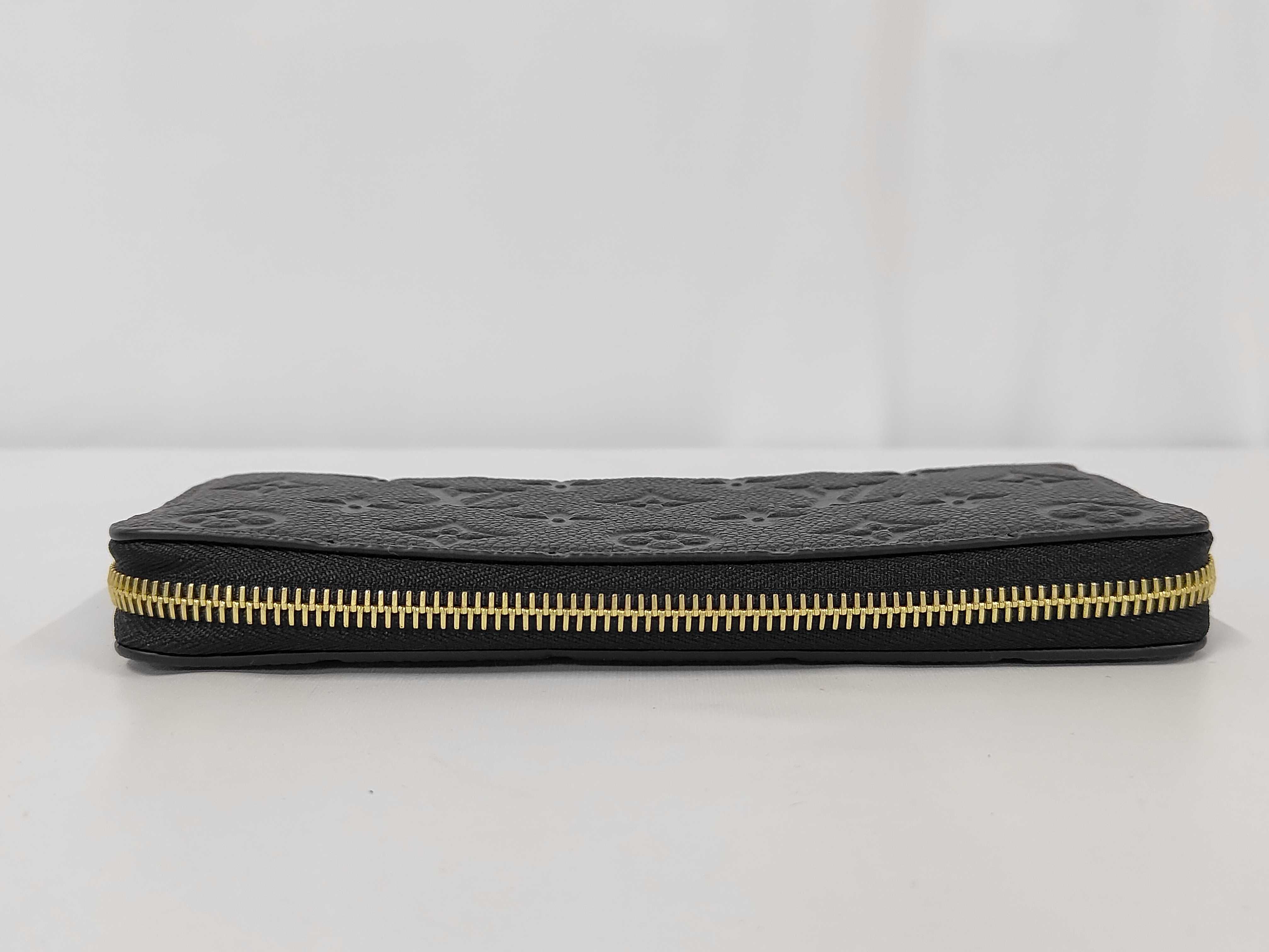 LV wallet — view 6