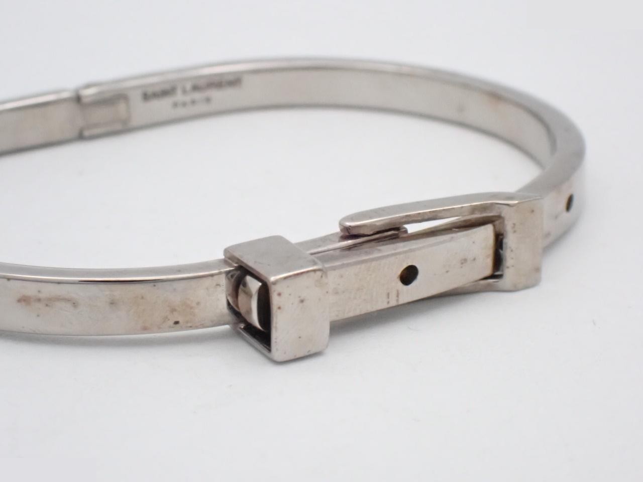 Other lines: Precious metal bracelets and bangles (metal), wrist circumference approximately 18 cm. — view 3