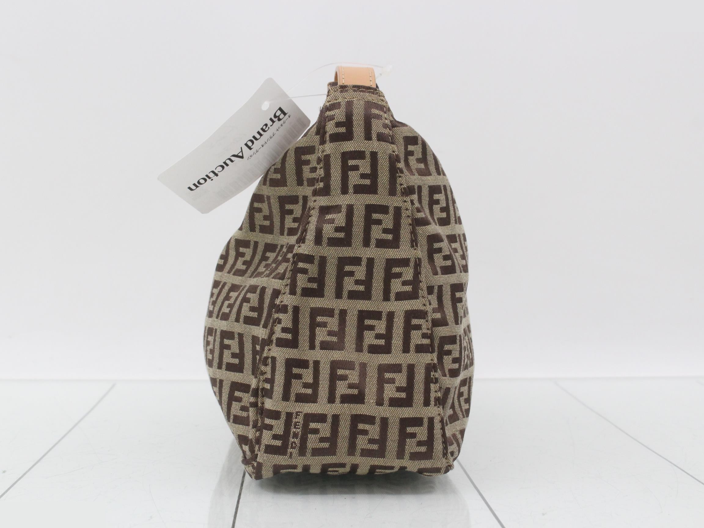 Zucchino Shoulder Bag, Canvas/Leather, Beige — view 3