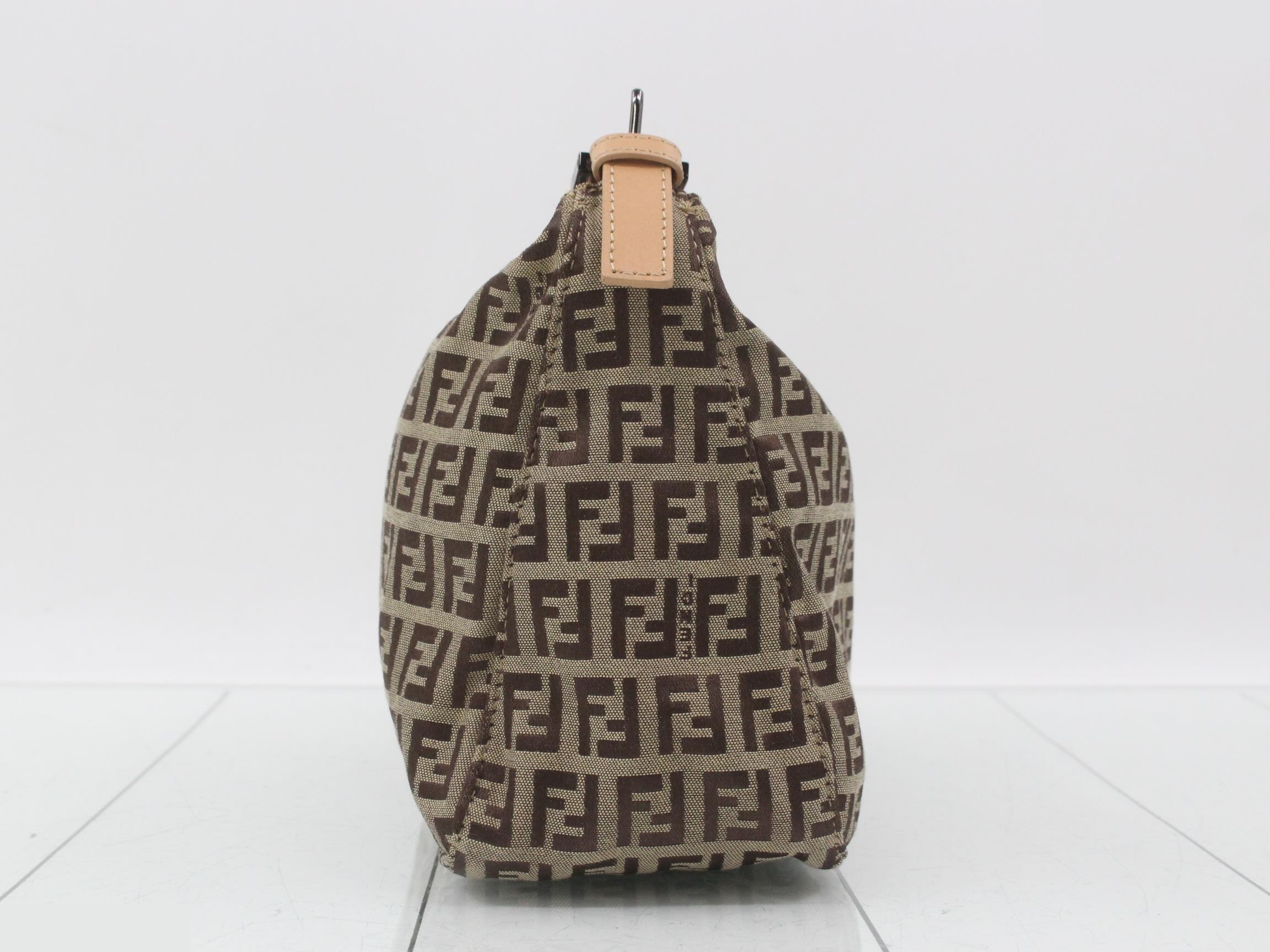 Zucchino Shoulder Bag, Canvas/Leather, Beige — view 4