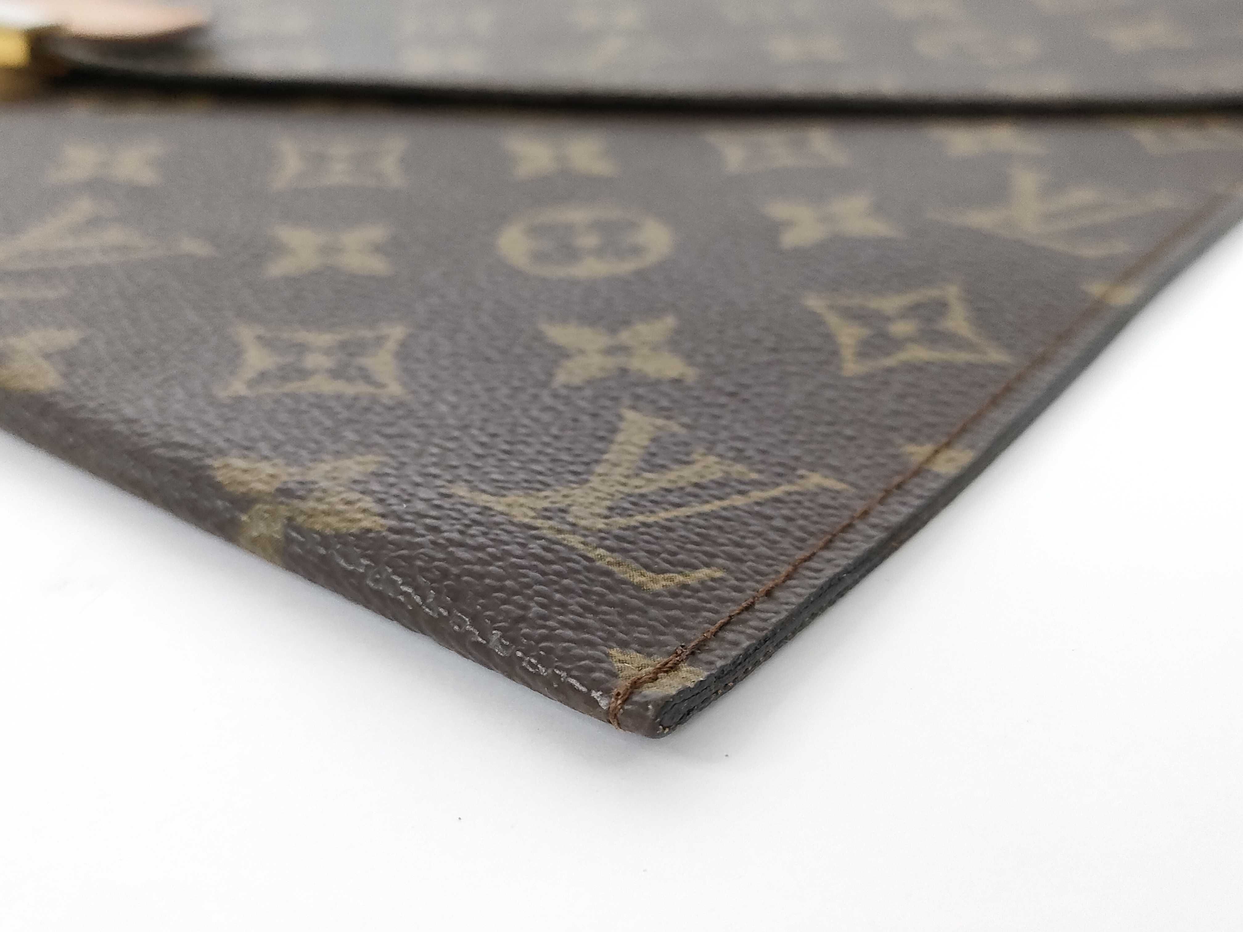 Monogram Vuitton Pochette Plate M53525 841 Clutch Bag — view 3
