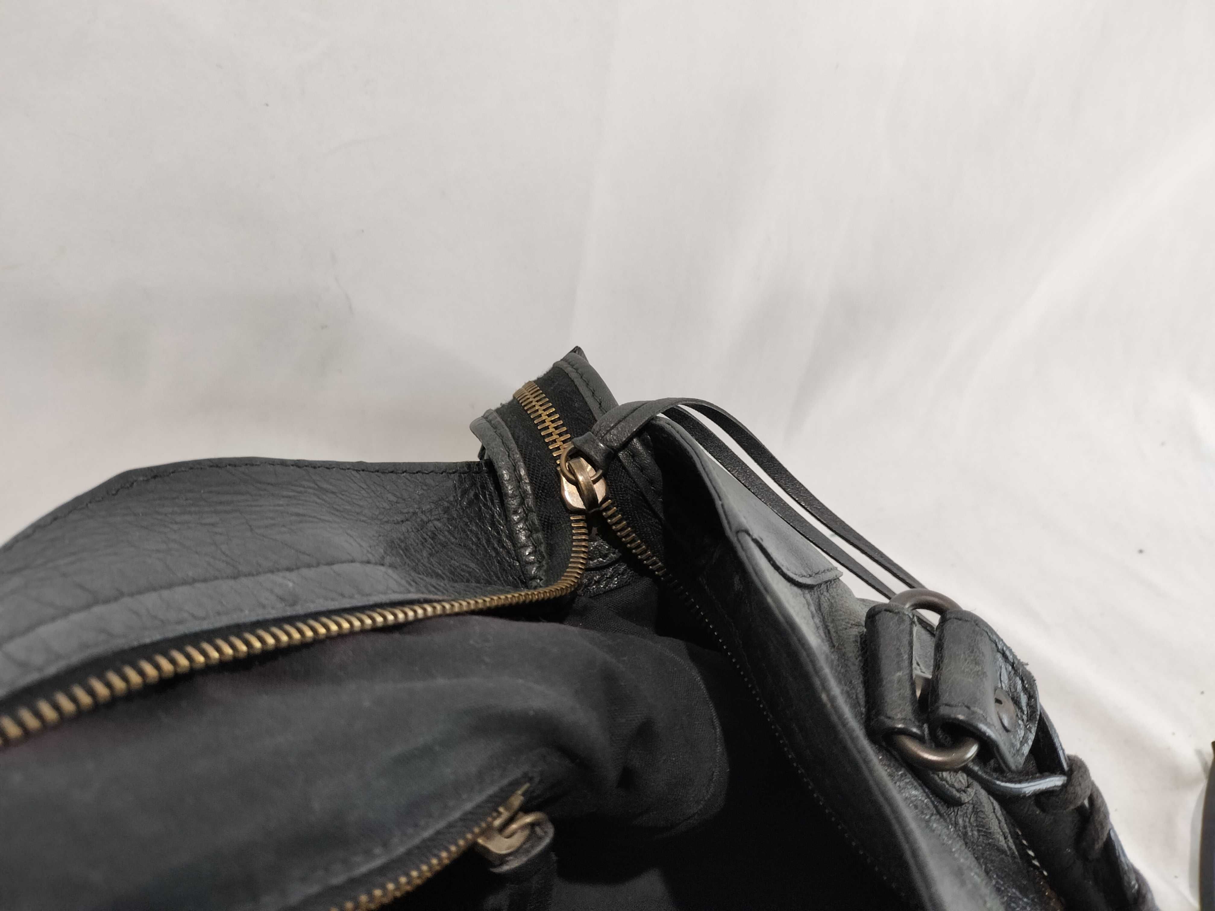 Classic Velo Medium 2-Way Handbag — view 12