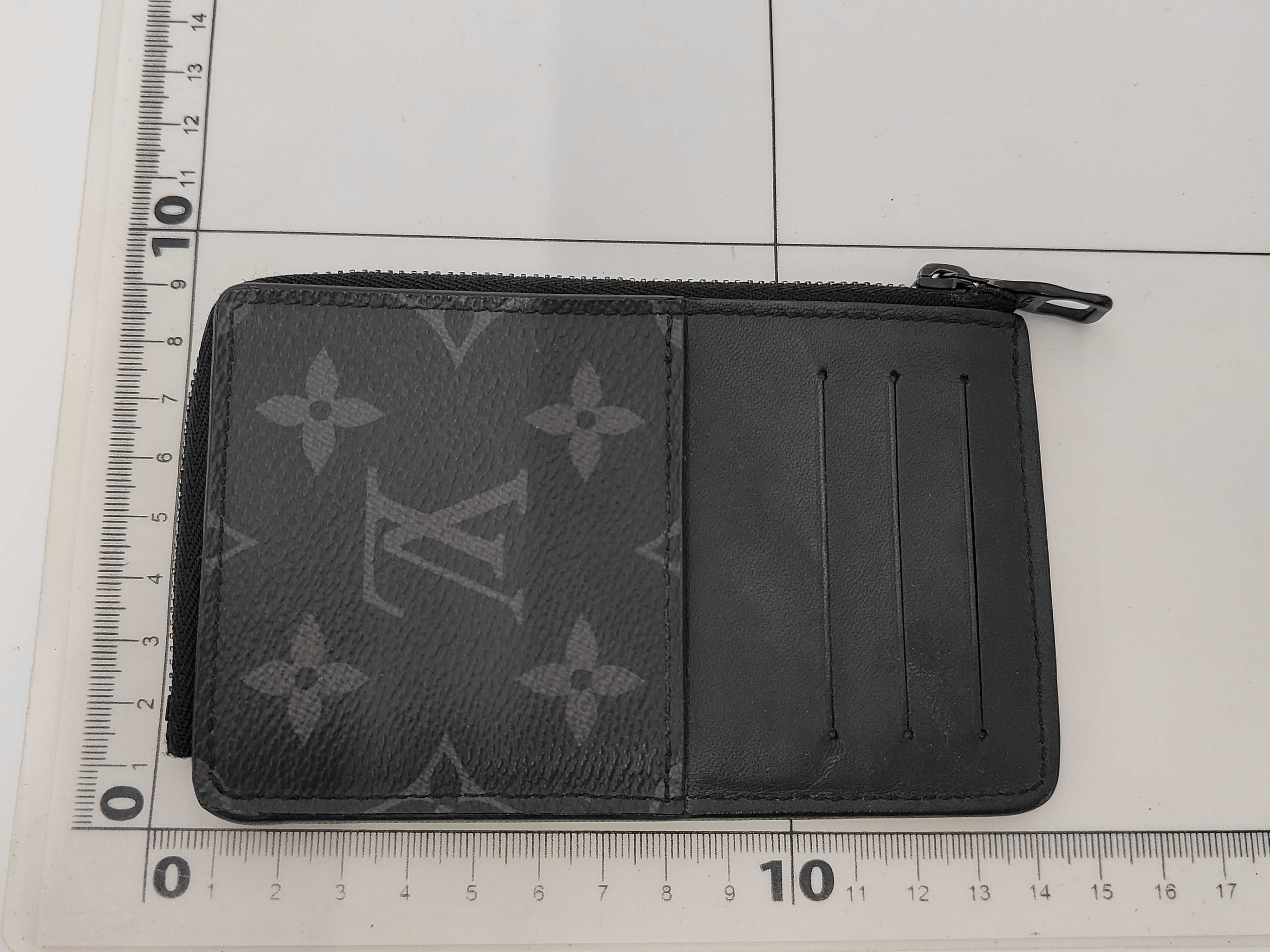 Eclipse Trunk Multi-Card Holder with IC Chip and Coin Case — view 2