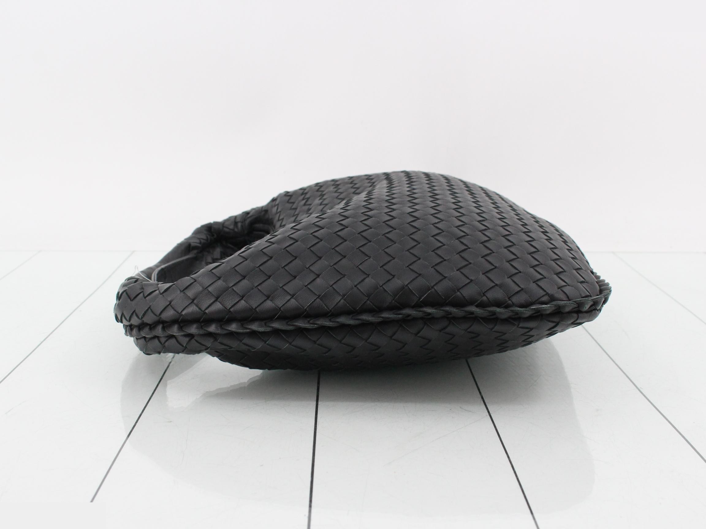 Intrecciato (bag) - Hobo handbag, black — view 4