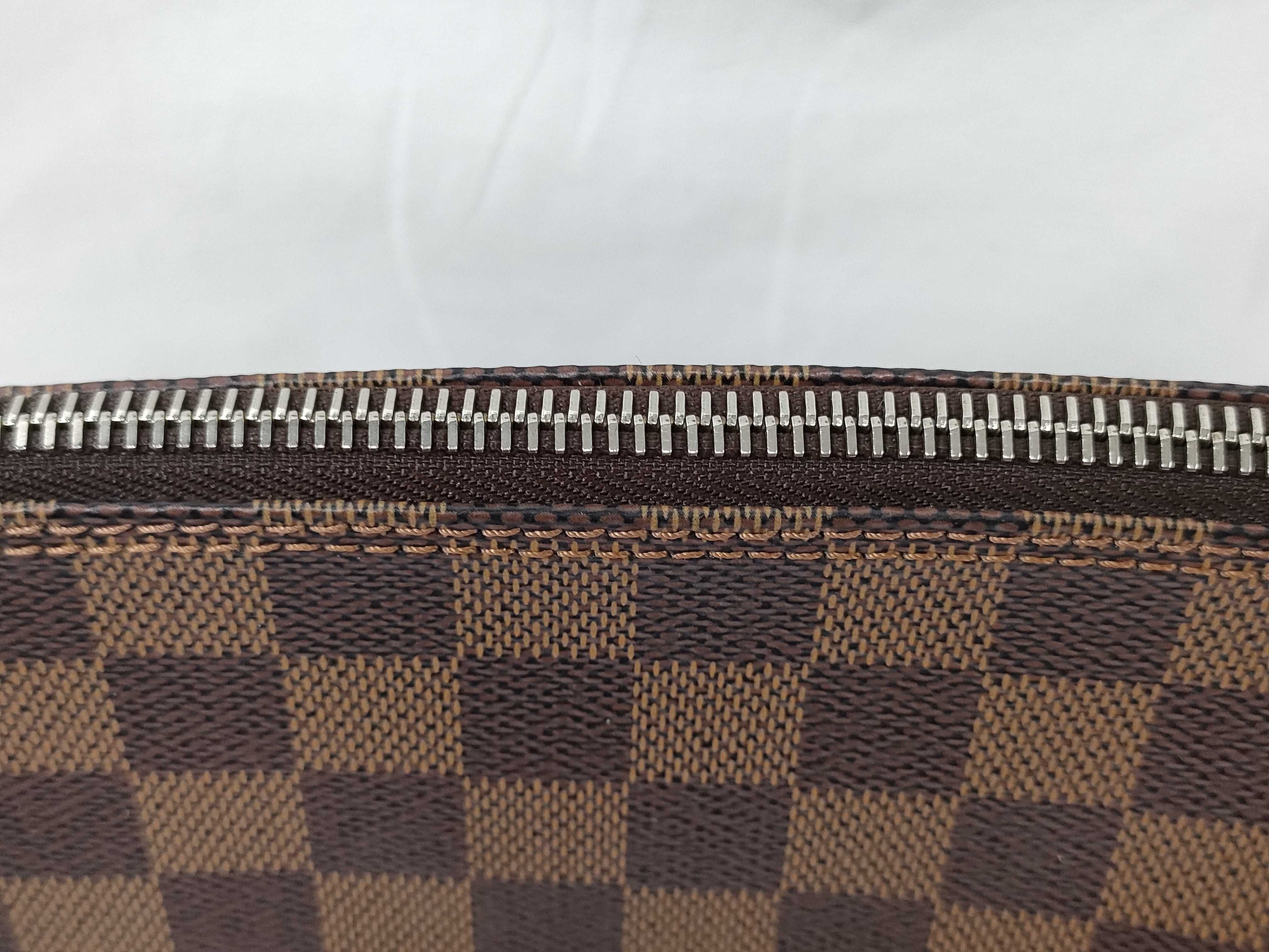 Damier Vuitton Ravello Strap Bag Handbag — view 3